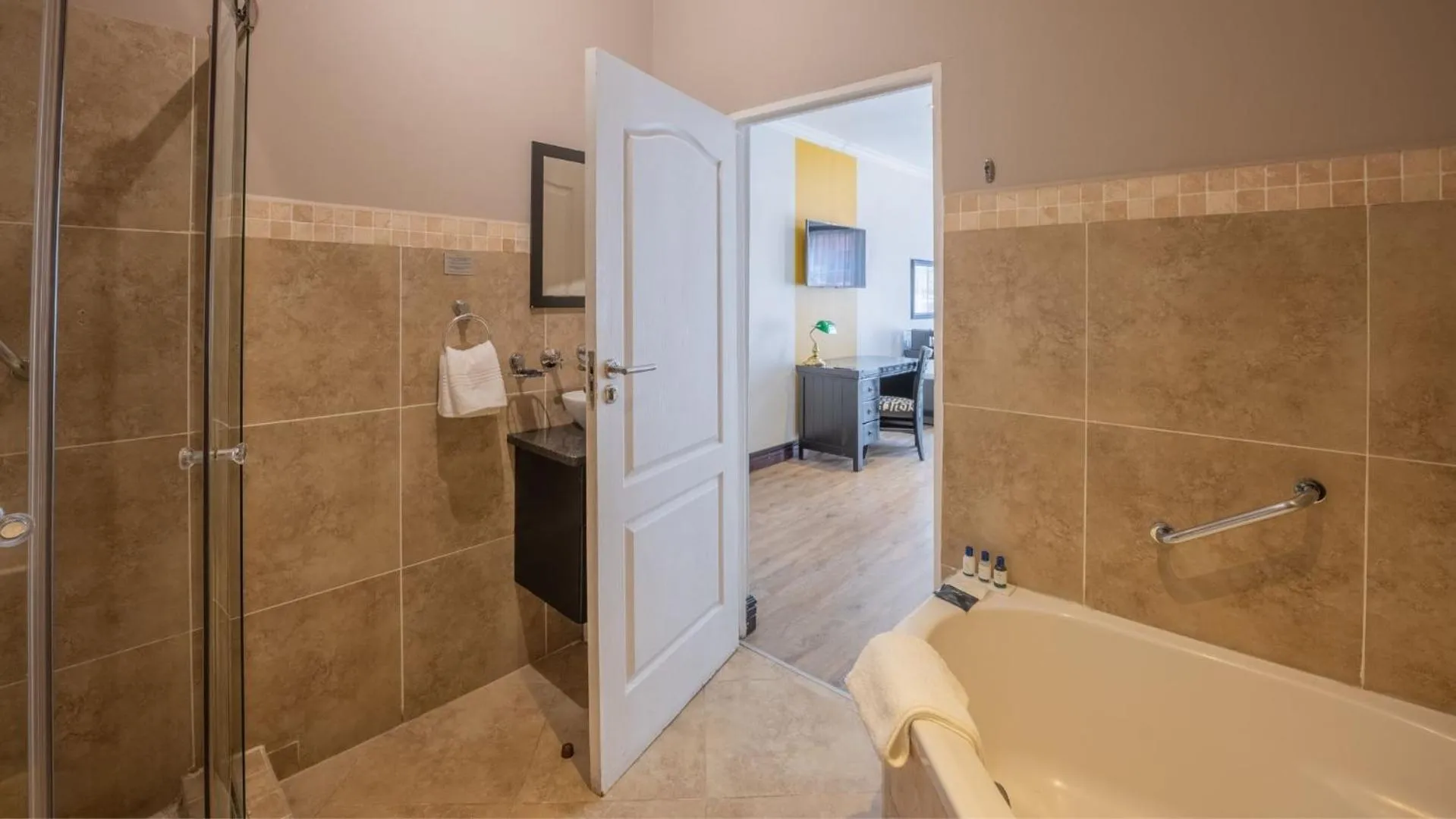 Bathroom in ANEW Hotel Highveld Emalahleni