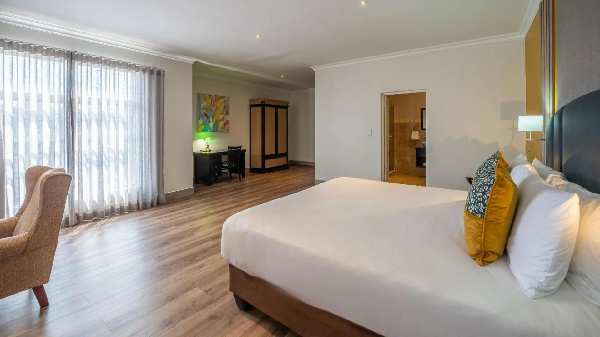 Bed in ANEW Hotel Highveld Emalahleni