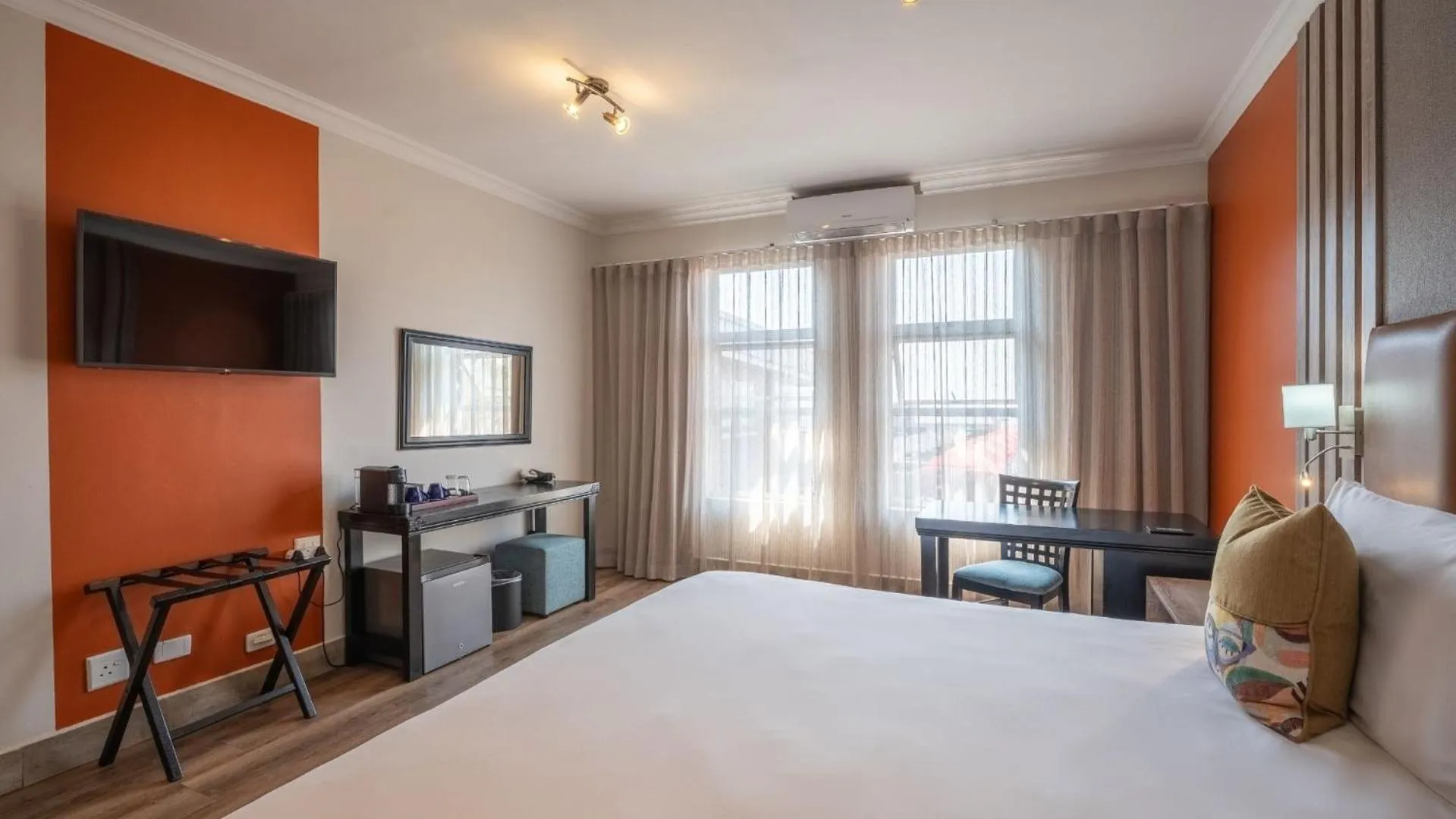 Bed in ANEW Hotel Highveld Emalahleni