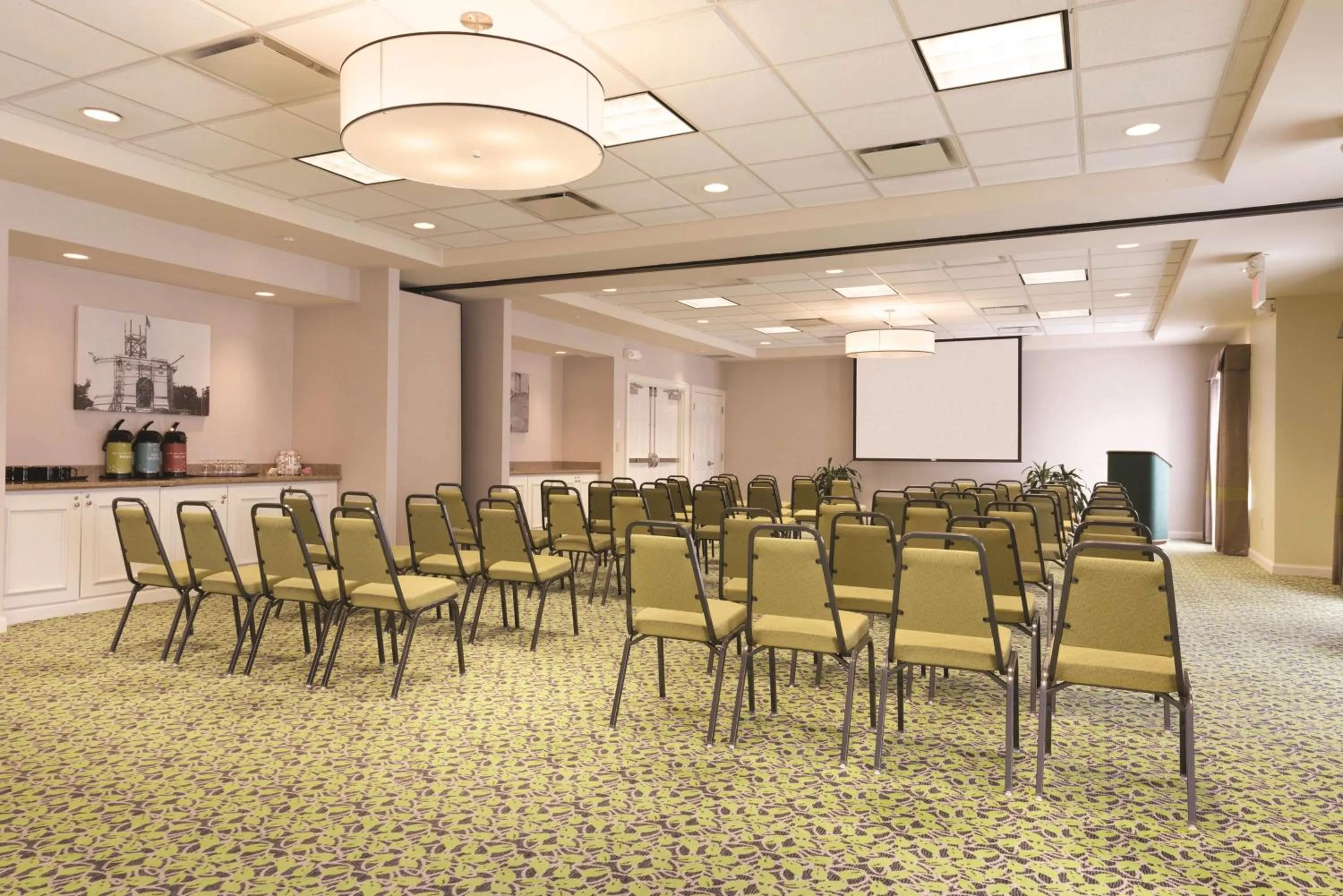 Meeting/conference room in Hilton Garden Inn Akron-Canton Airport