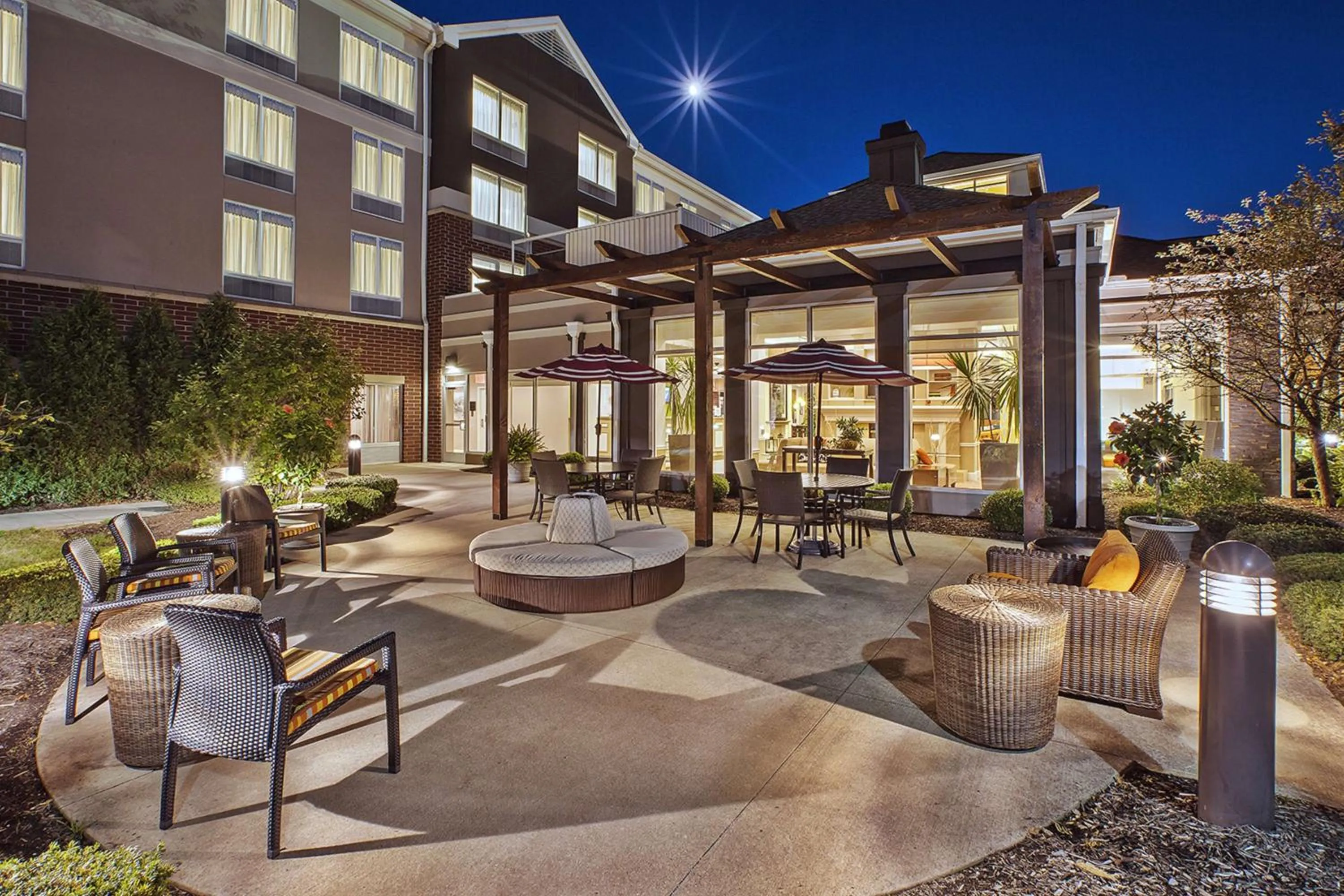 Patio in Hilton Garden Inn Akron-Canton Airport