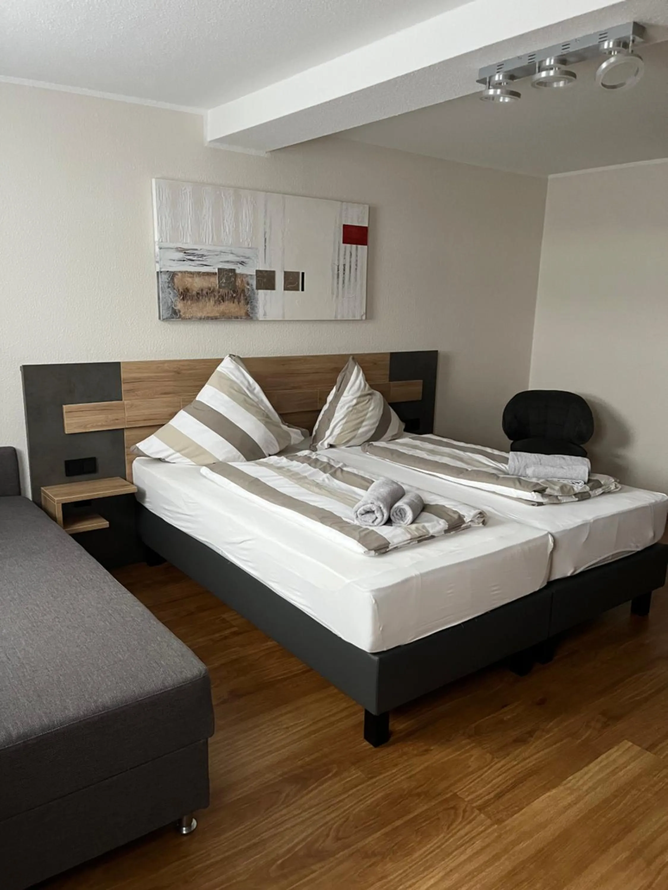 Bedroom, Bed in Gasthaus Waldschlosschen