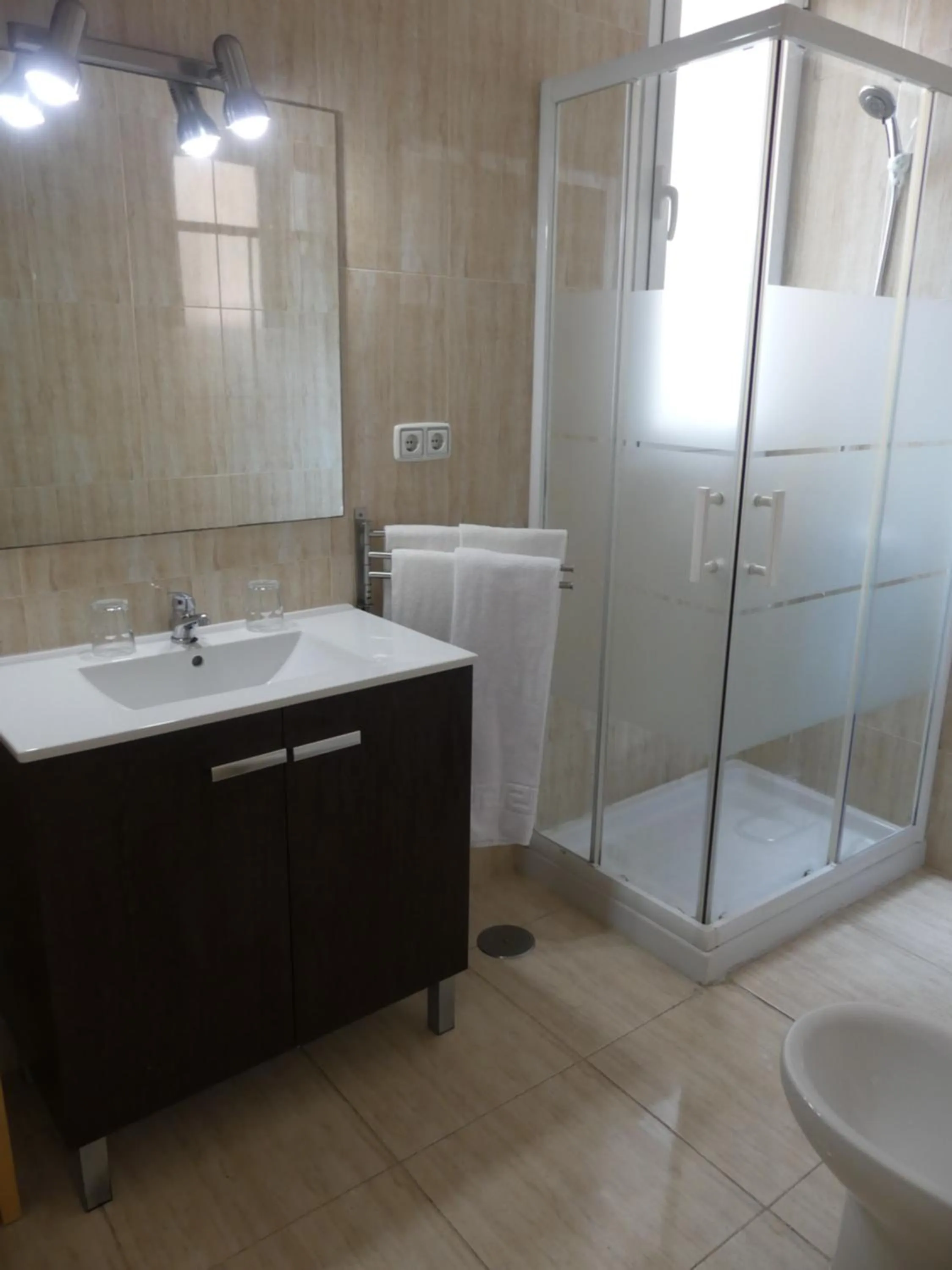 Bathroom in Hostal America