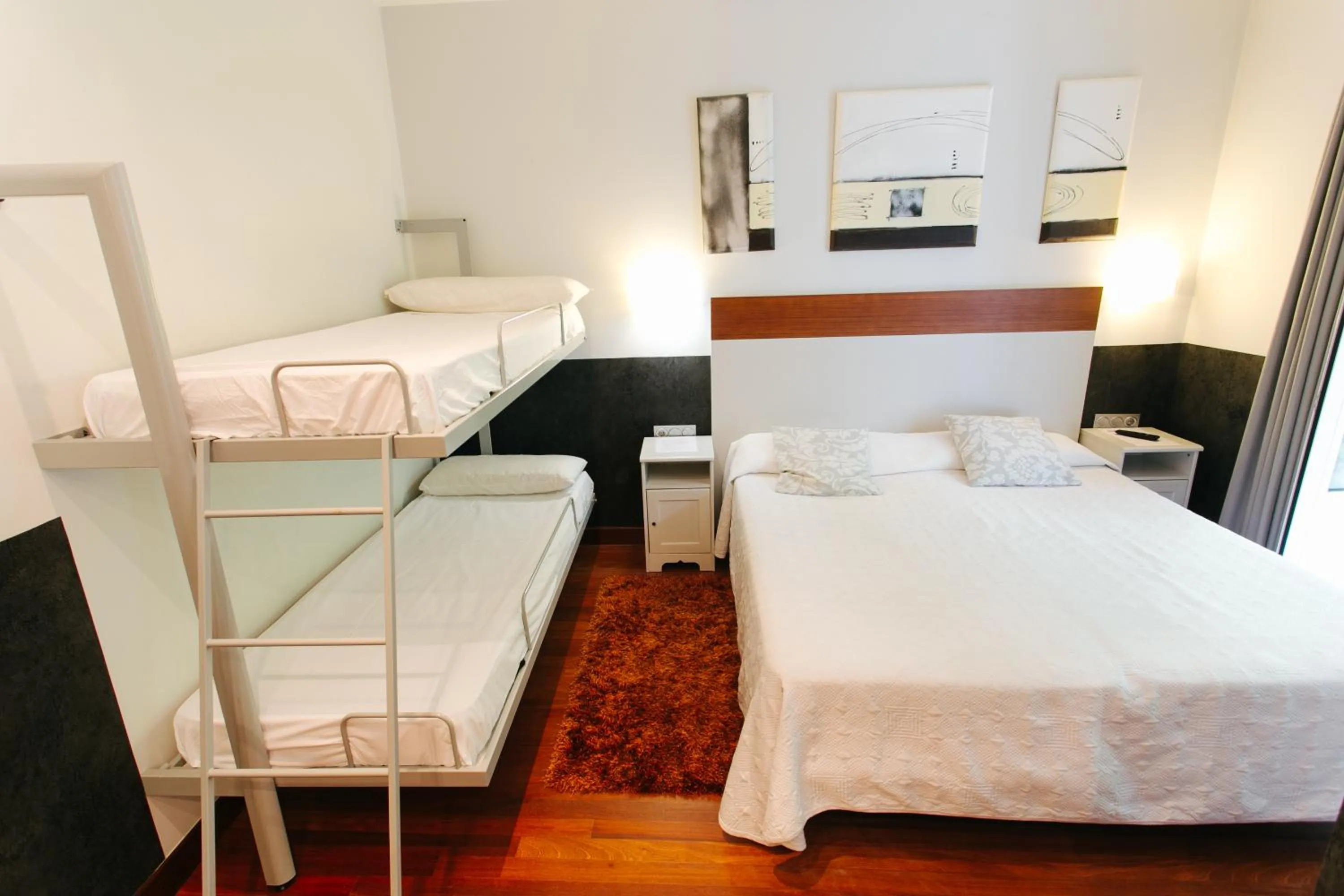 Bed in Hostal San Sebastian Centro