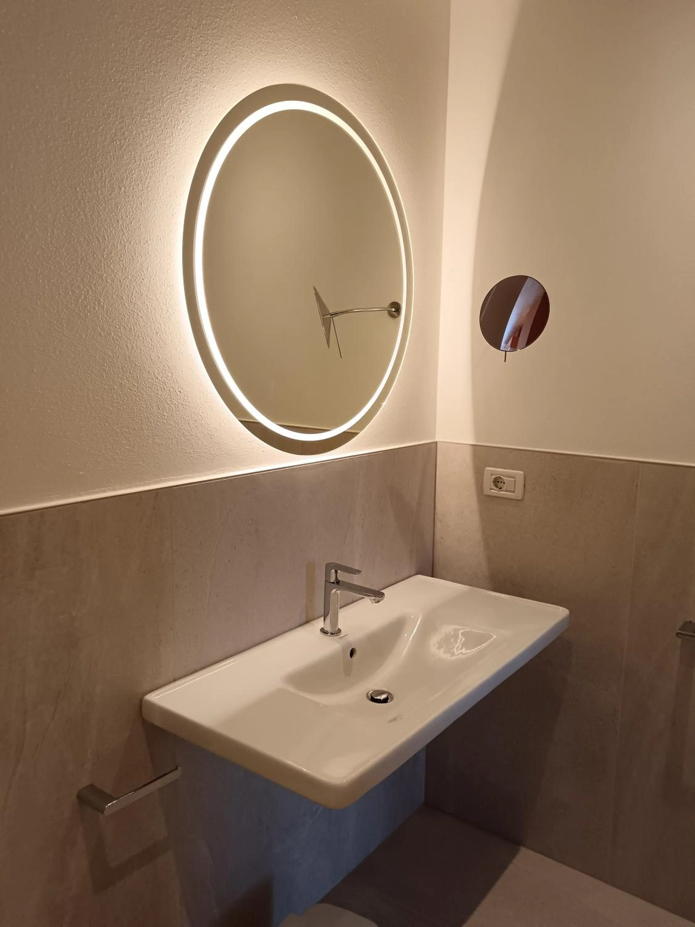 Bathroom in Residence Lenzenau