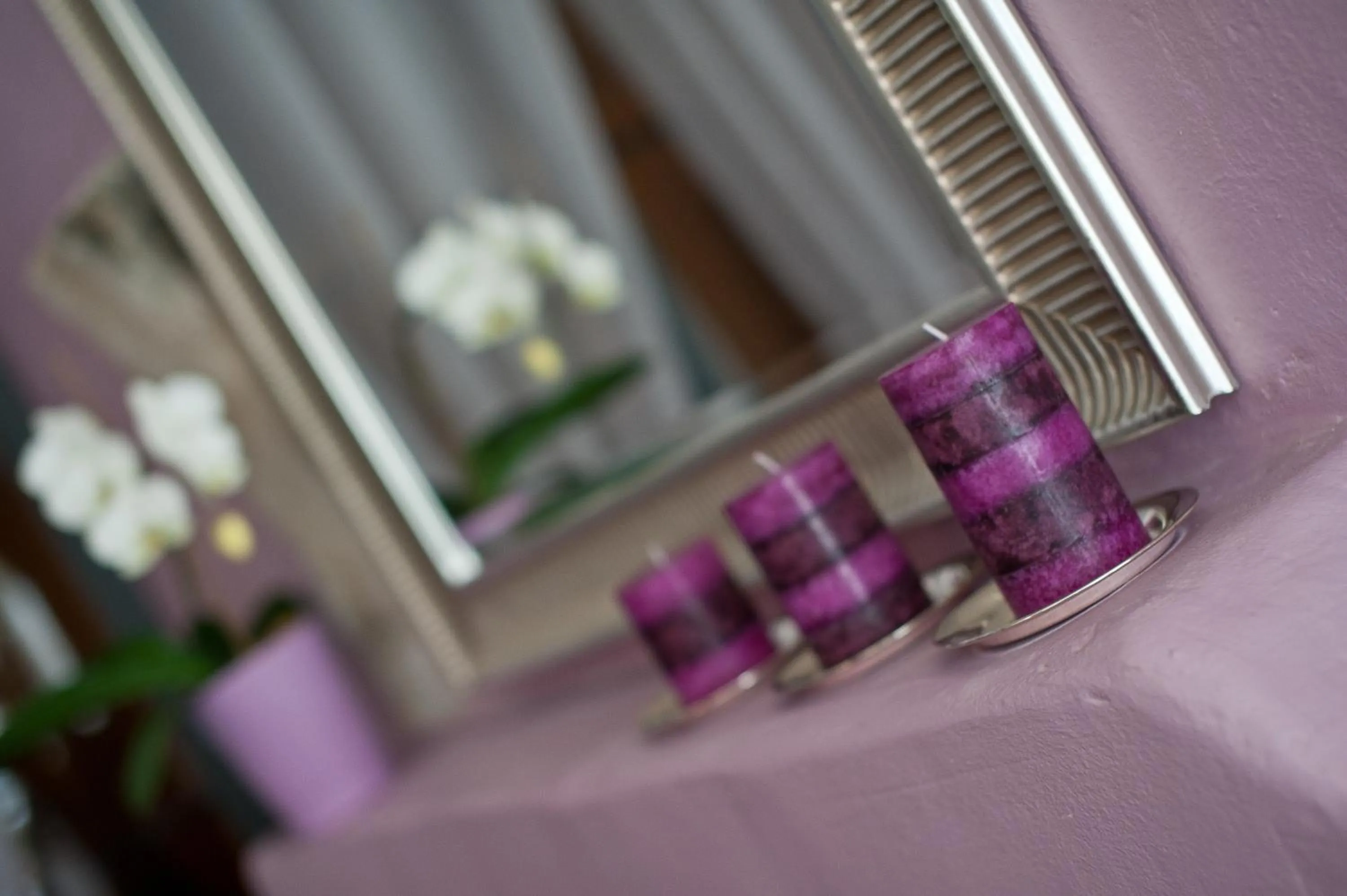 Library in Auberge Du Lac