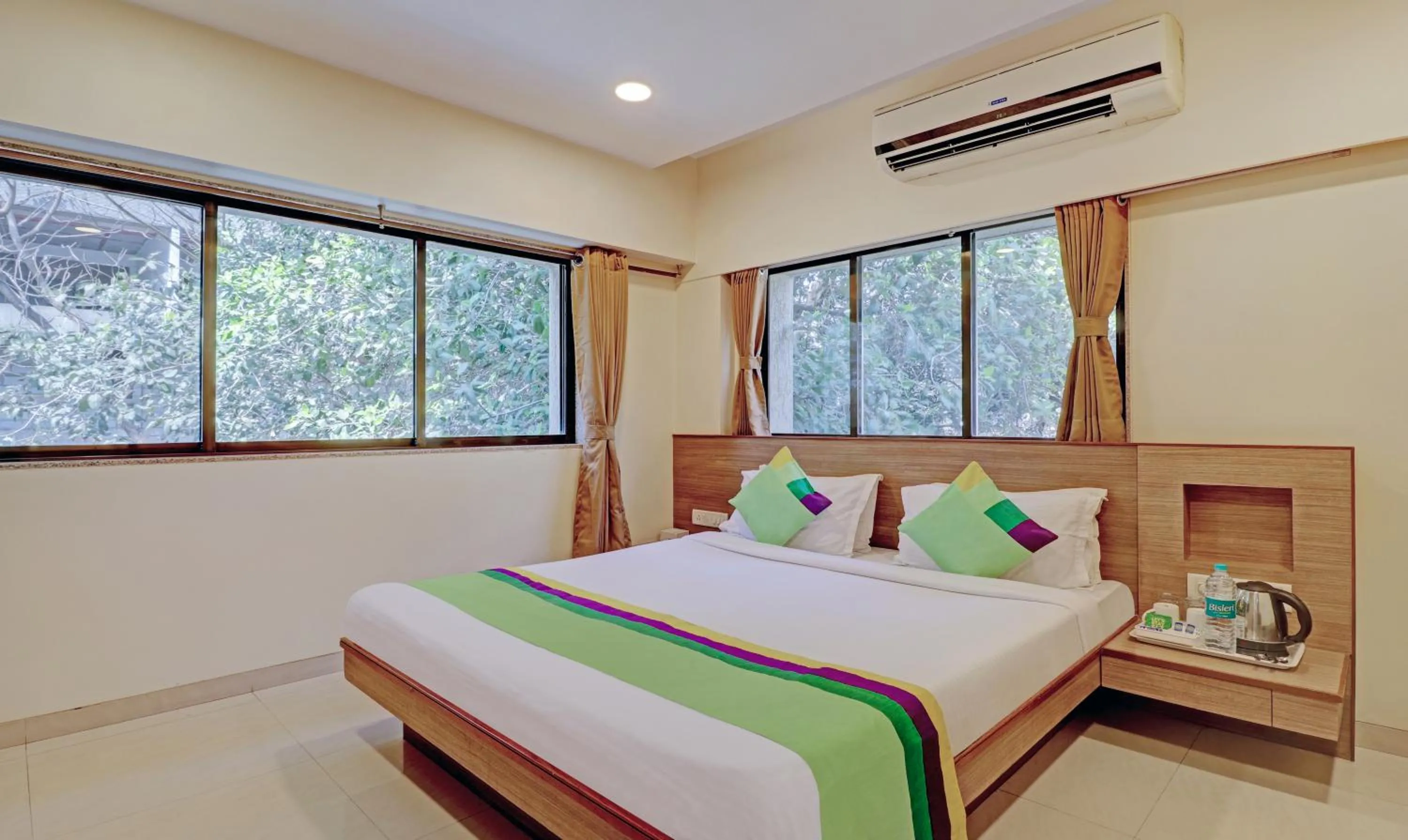 Bedroom, Bed in Treebo Vikrant Residency