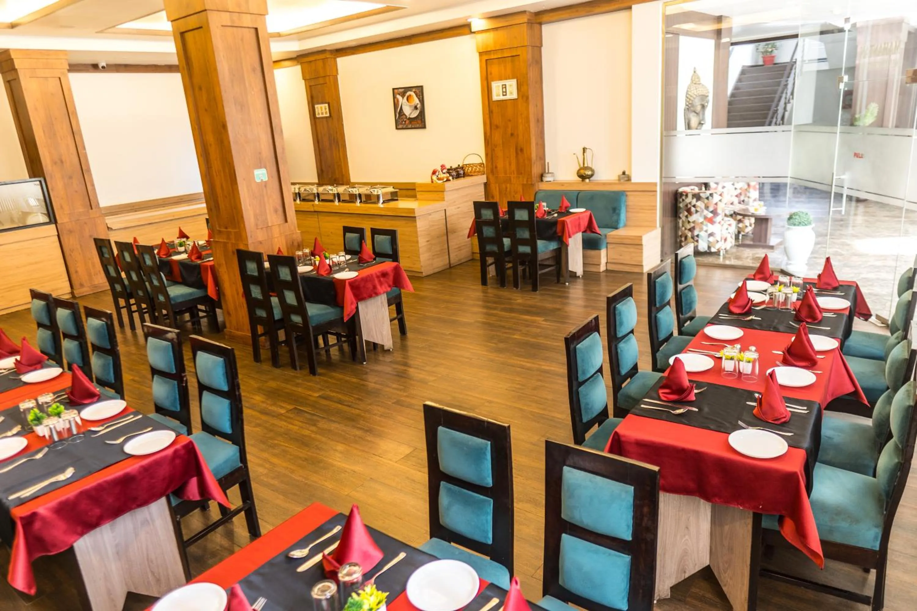 Restaurant/places to eat in Hotel The Royal Krishna