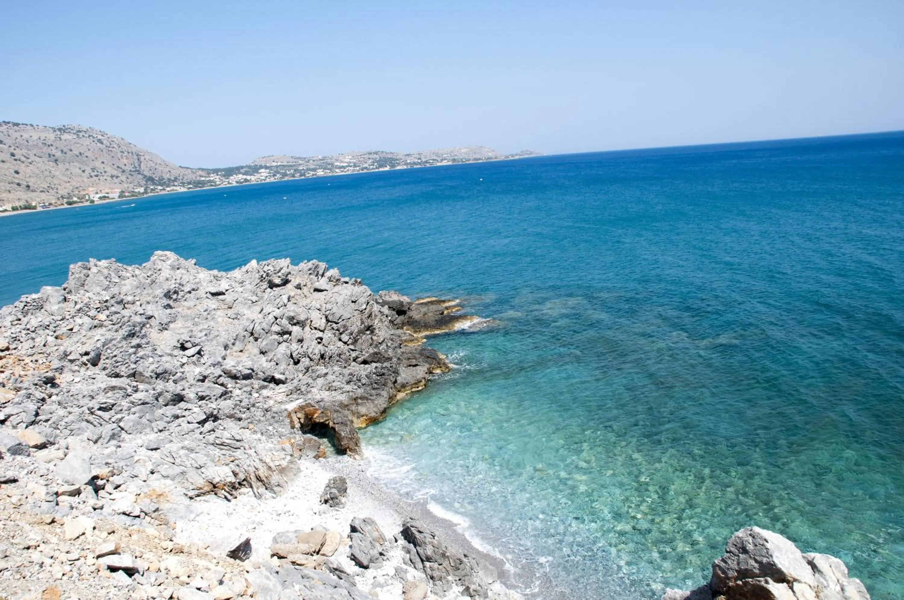 Area and facilities in Lardos Bay Hotel