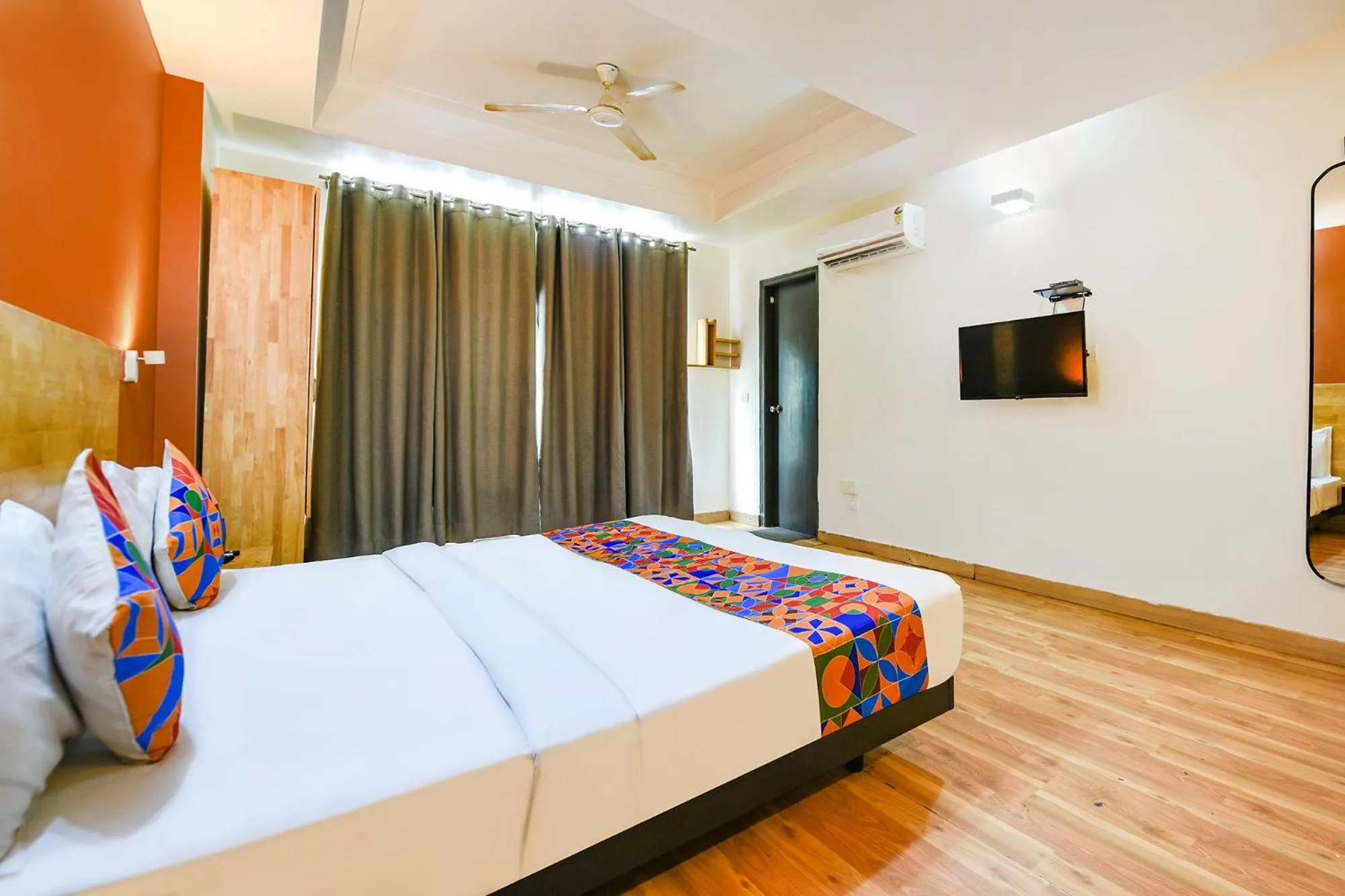 Bed in FabHotel NFC II