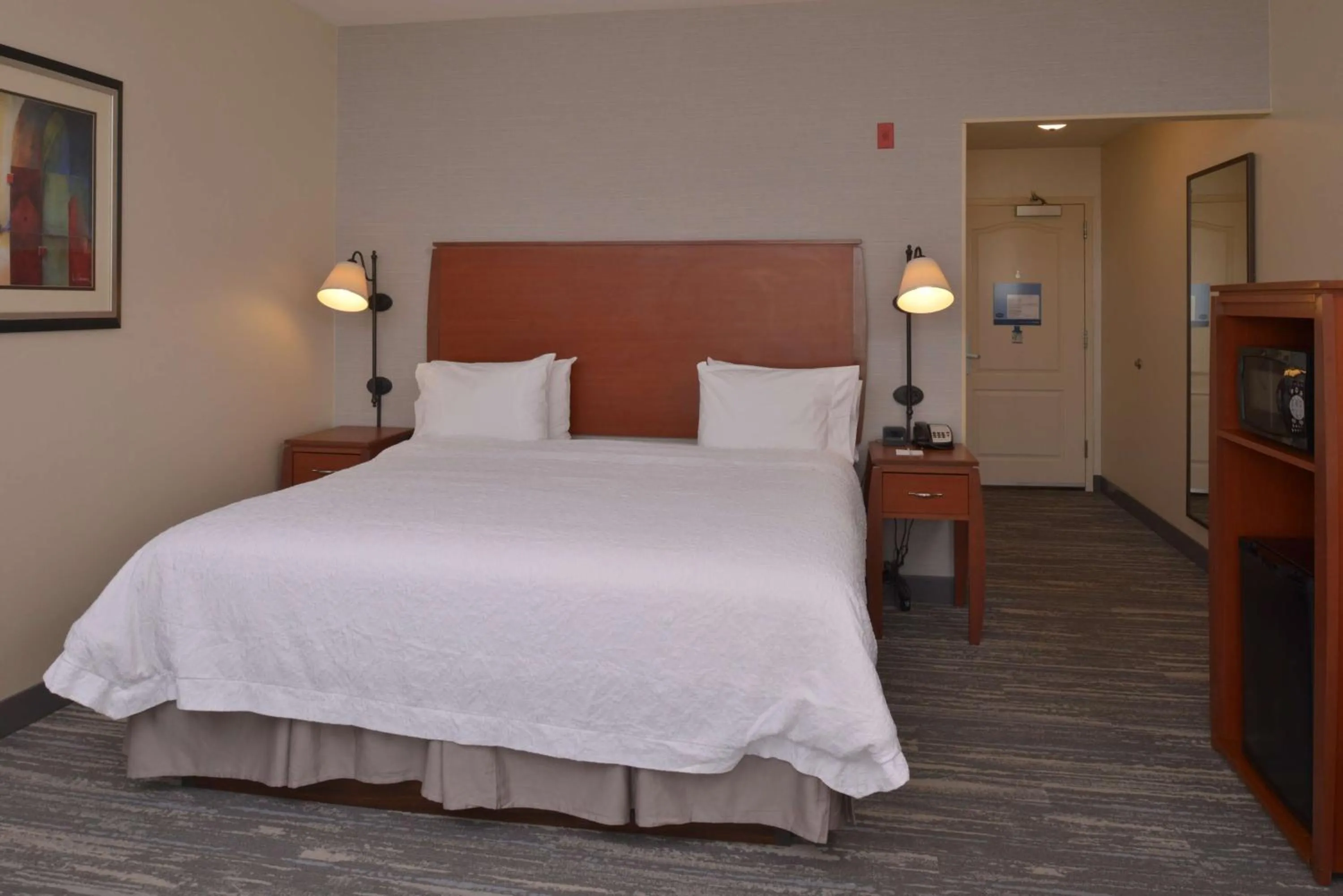Bedroom, Bed in Hampton Inn and Suites Bakersfield North-Airport