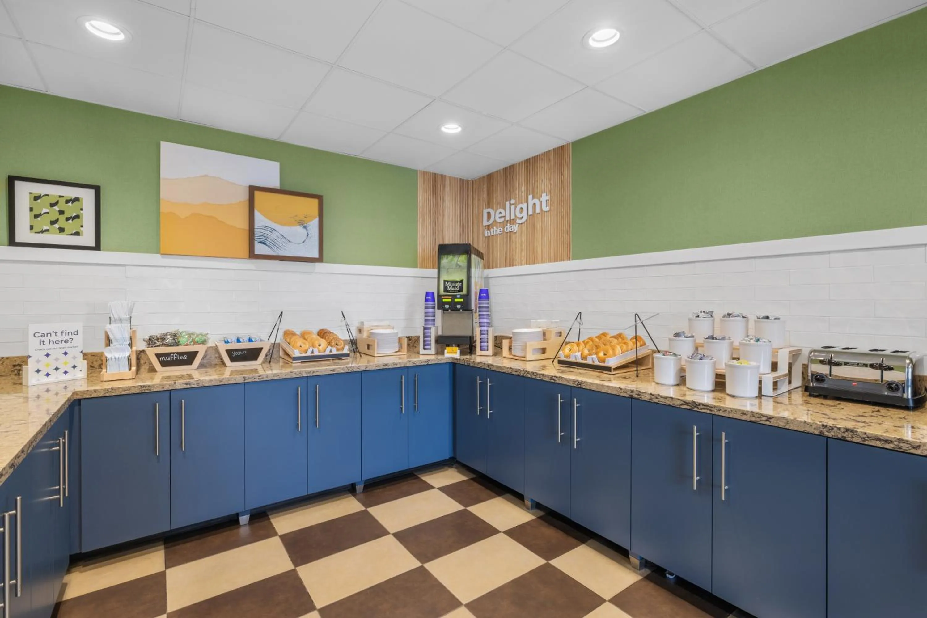 Spark by Hilton Bakersfield Central