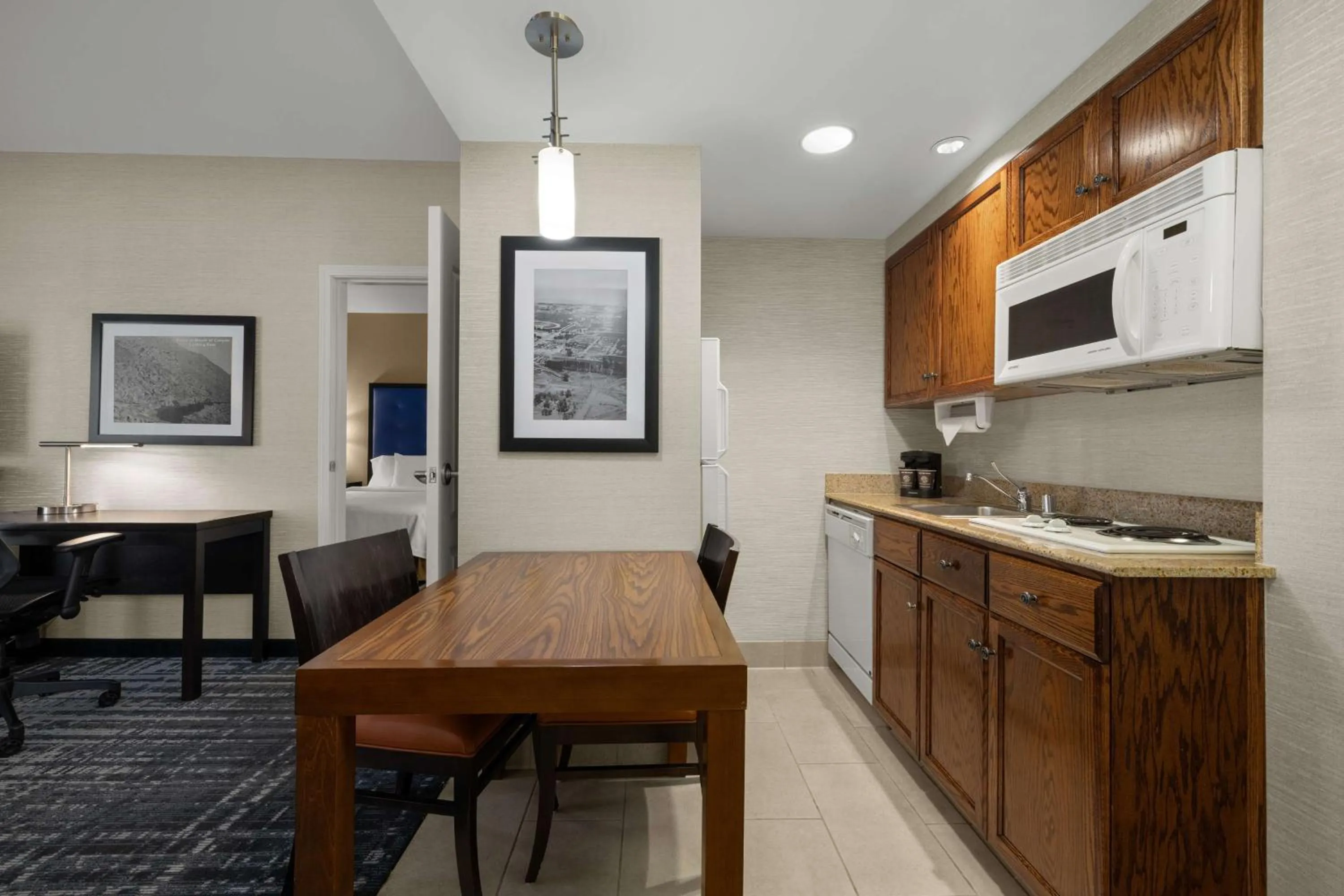 Kitchen or kitchenette in Homewood Suites Bakersfield
