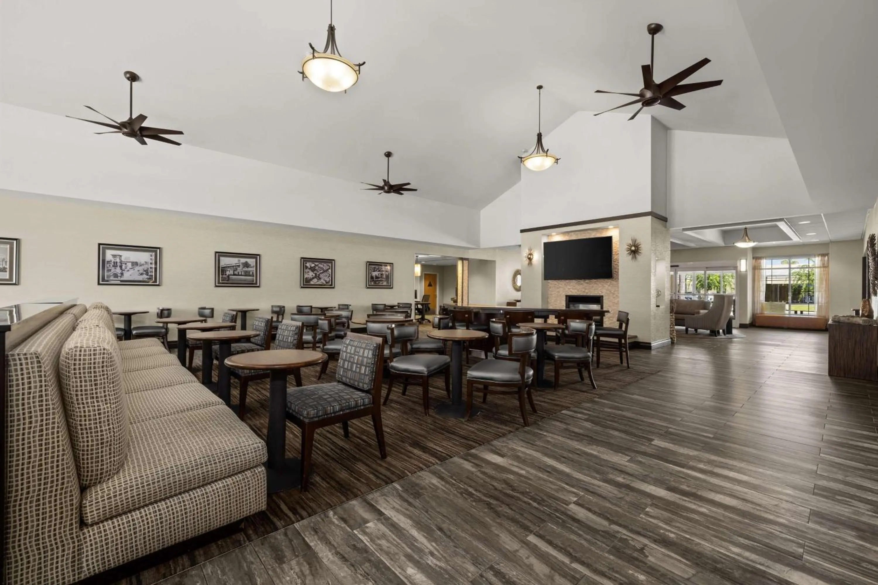 Breakfast in Homewood Suites Bakersfield