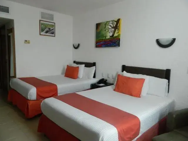 Standard Double Room - single occupancy in Hotel Enriquez Standard Double Room - single occupancy in Hotel Enriquez