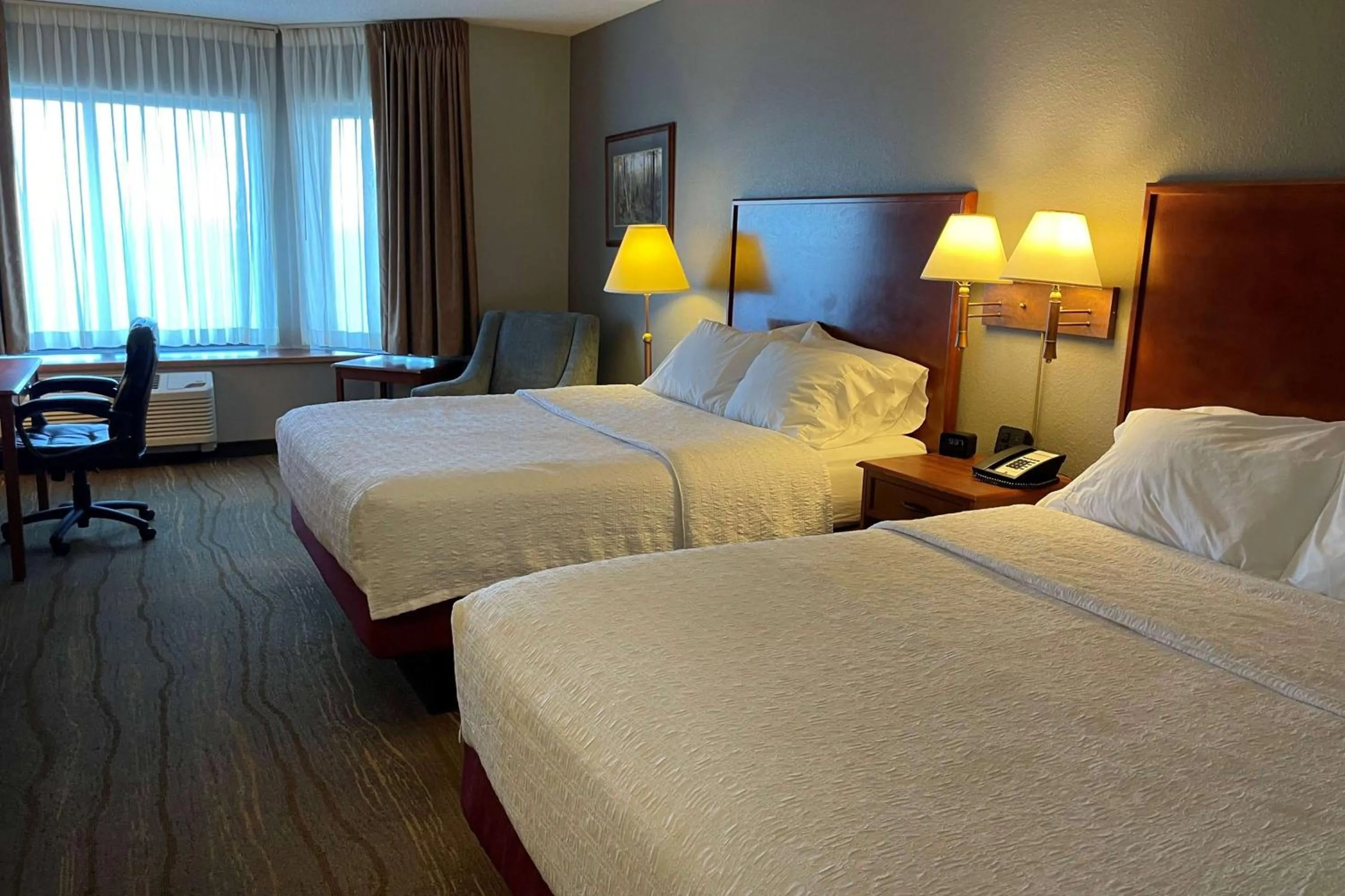 Photo of the whole room, Bed in SouthShore Hotel on Lake Bemidji, Trademark Coll by Wyndham