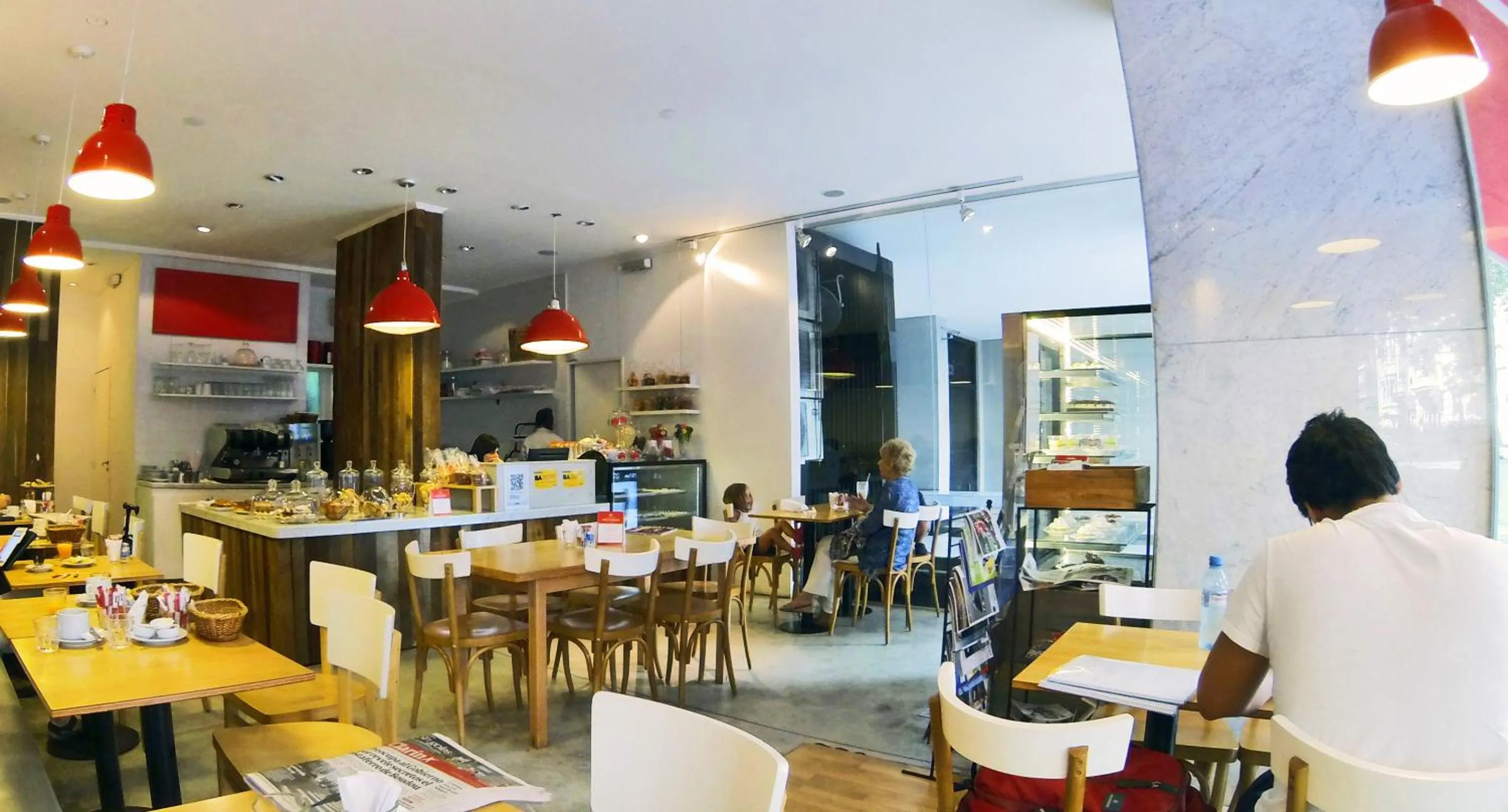 Breakfast in IQ Callao By Recoleta Apartments