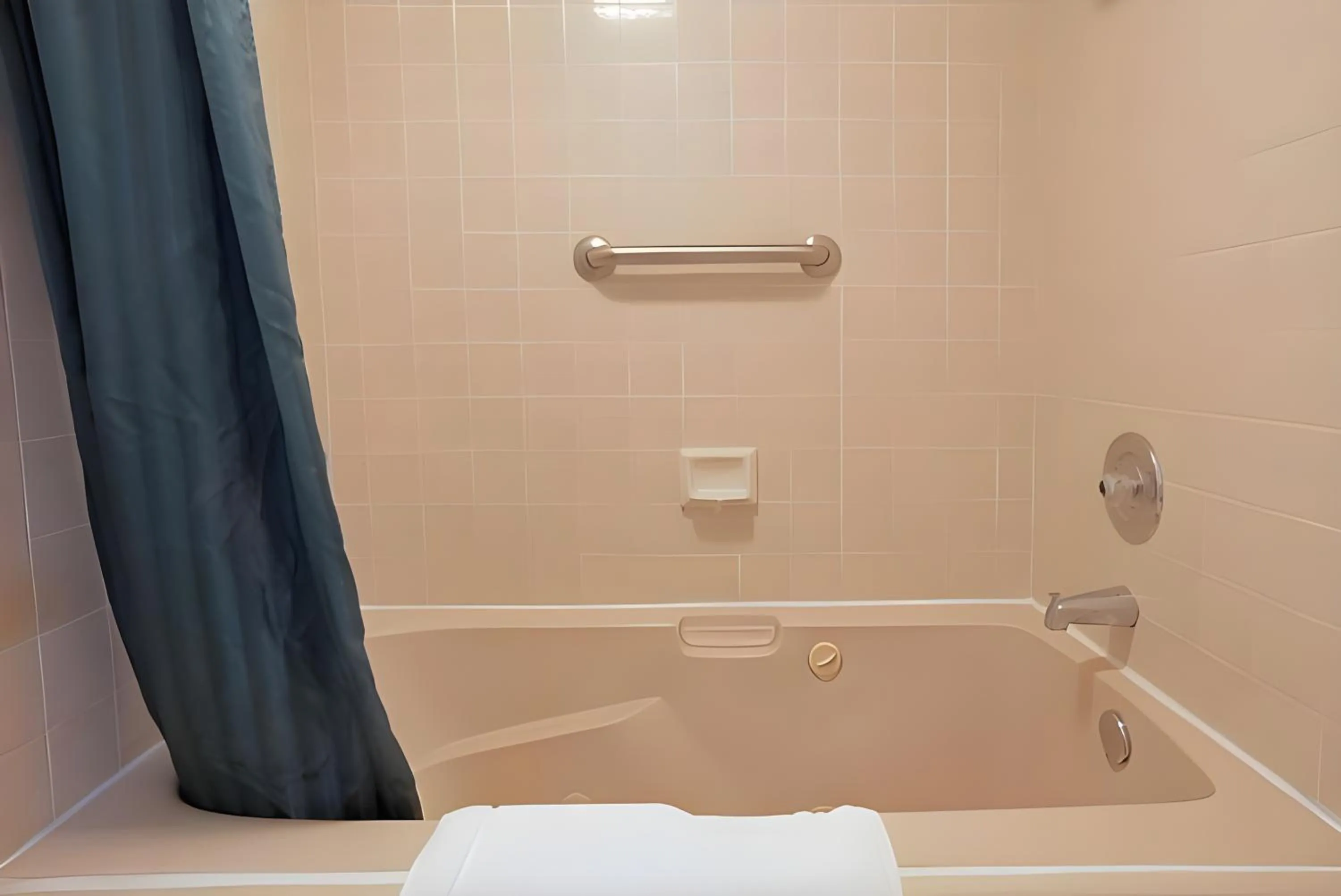 Bathroom in Days Inn by Wyndham Gilroy