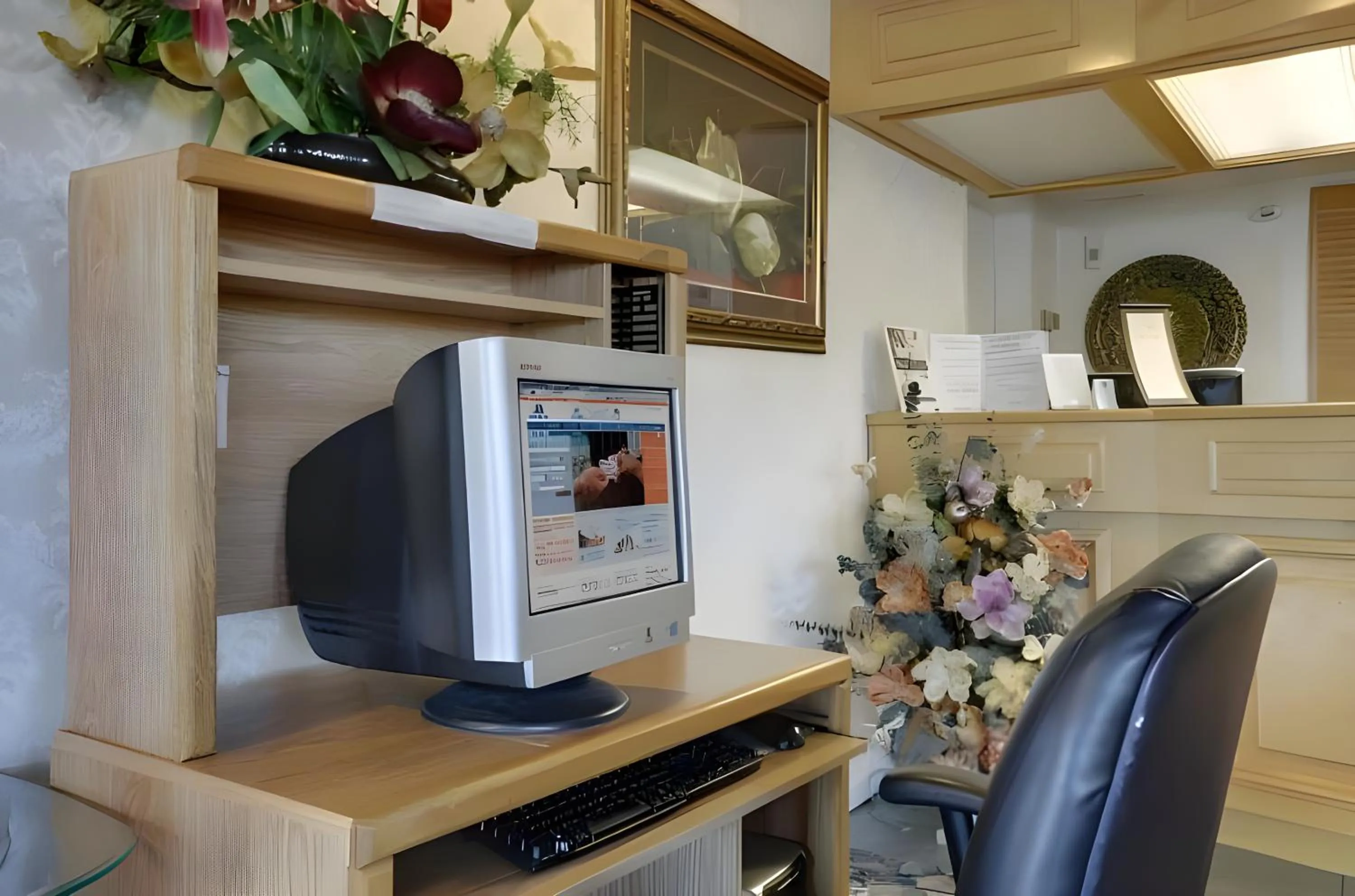 Business facilities in Days Inn by Wyndham Gilroy