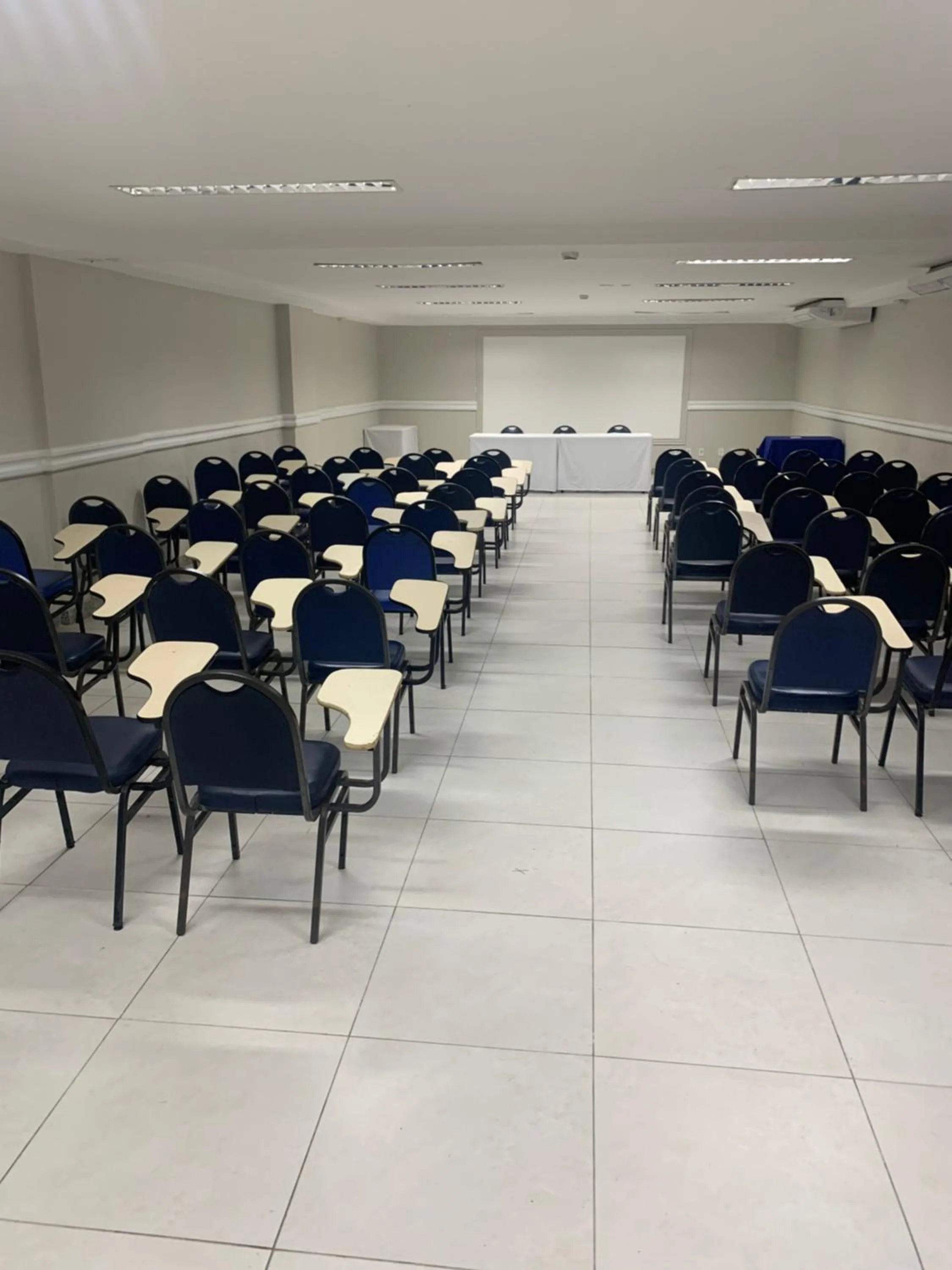 Banquet/Function facilities in Aquarios Praia Hotel