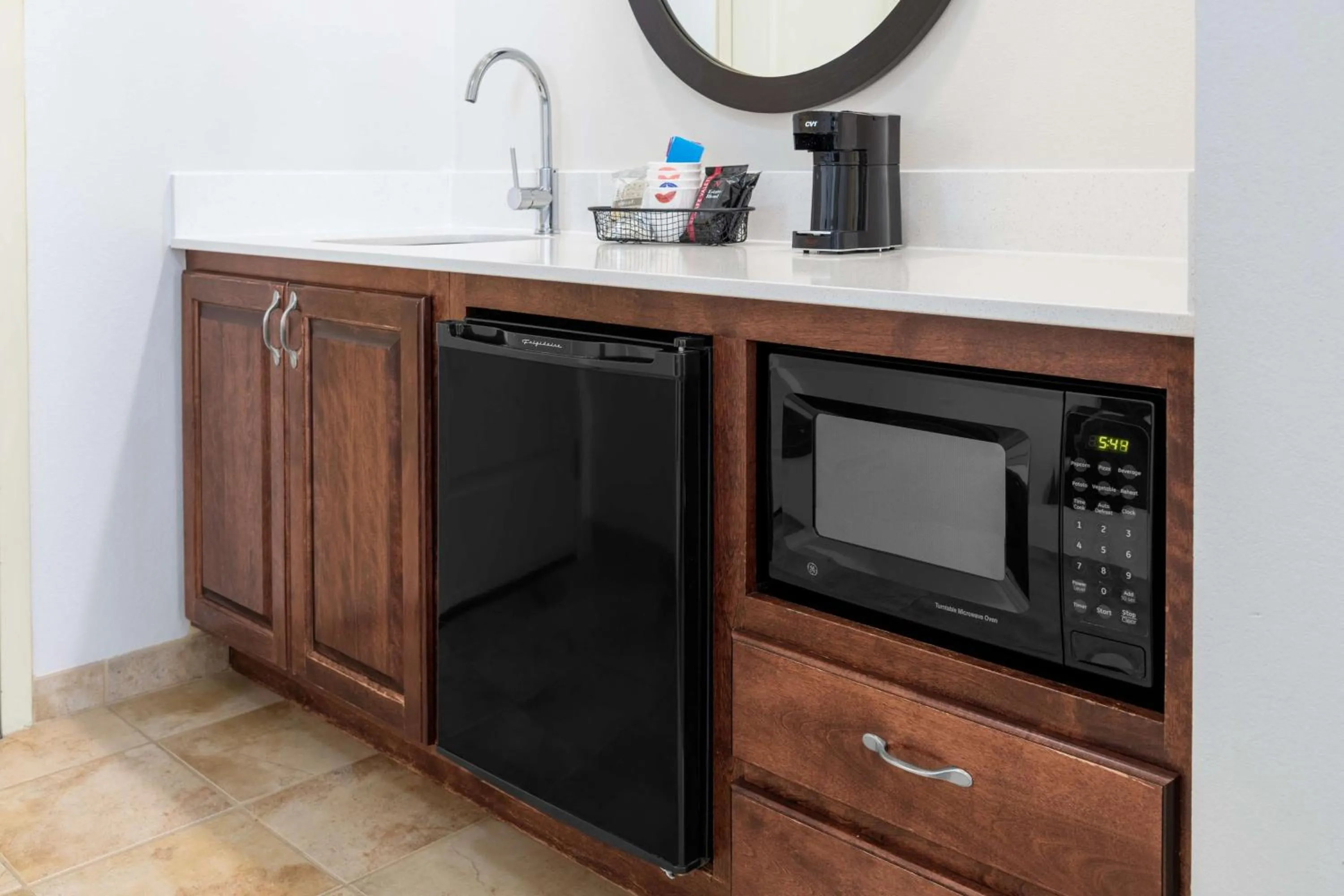 Photo of the whole room in Hampton Inn & Suites Brookings