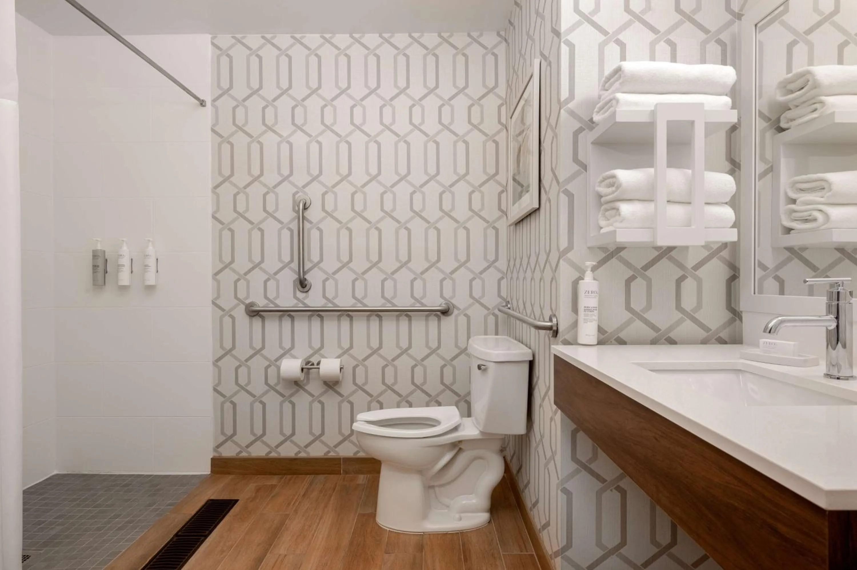 Bathroom in Hampton Inn Bloomsburg