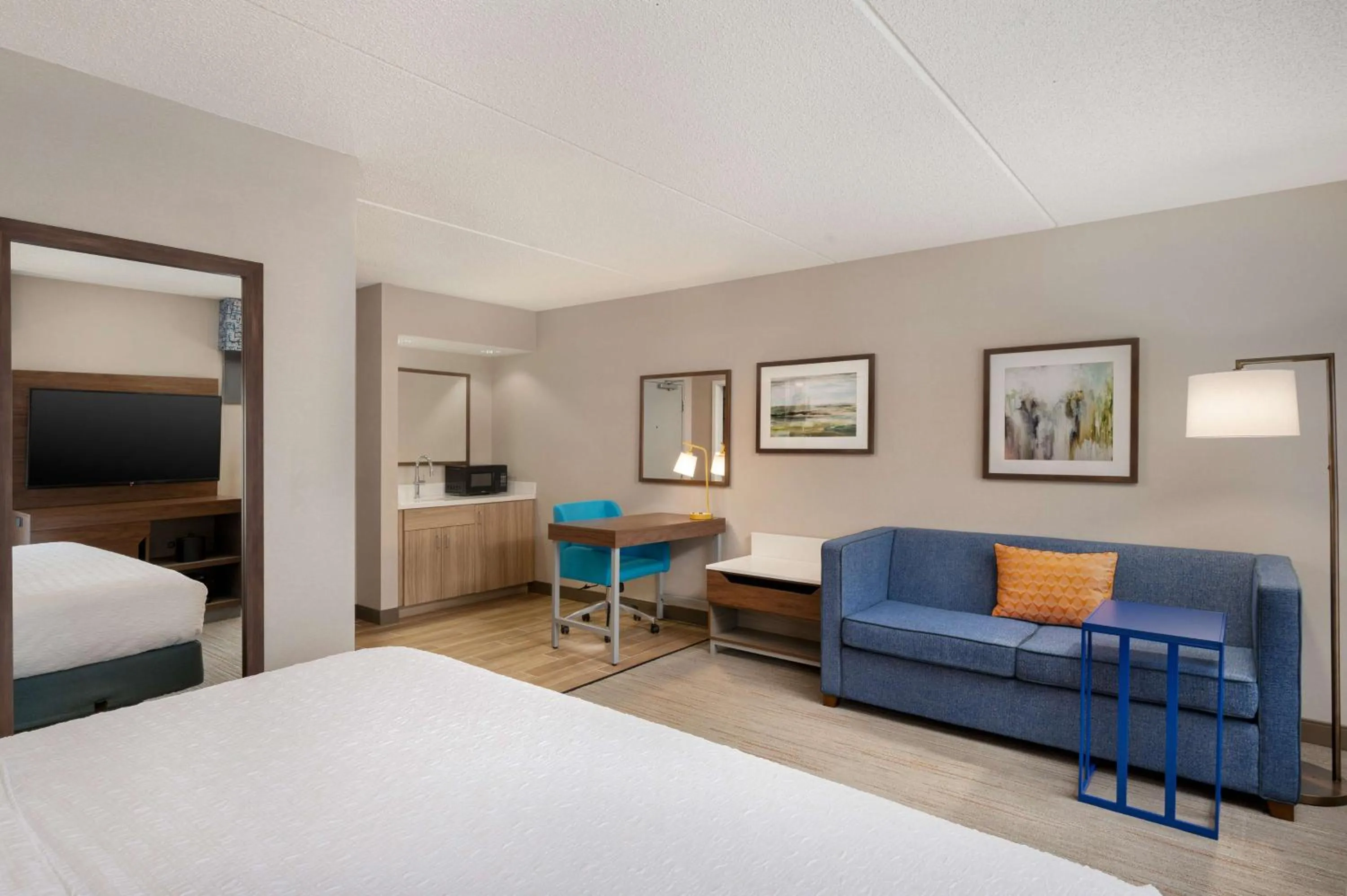 Other, Bed in Hampton Inn Bloomsburg