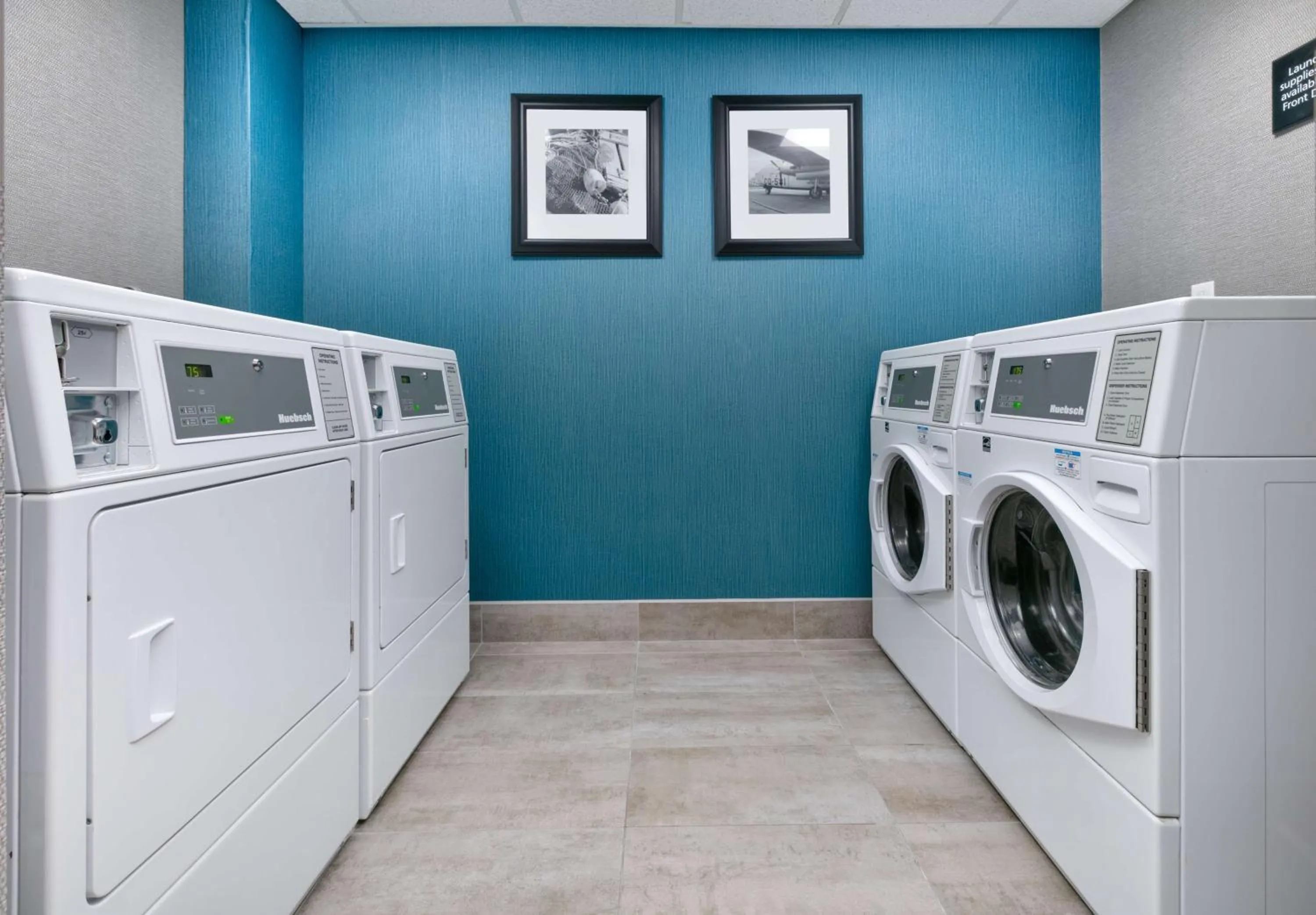 Property building in Hampton Inn Biloxi Beach Boulevard