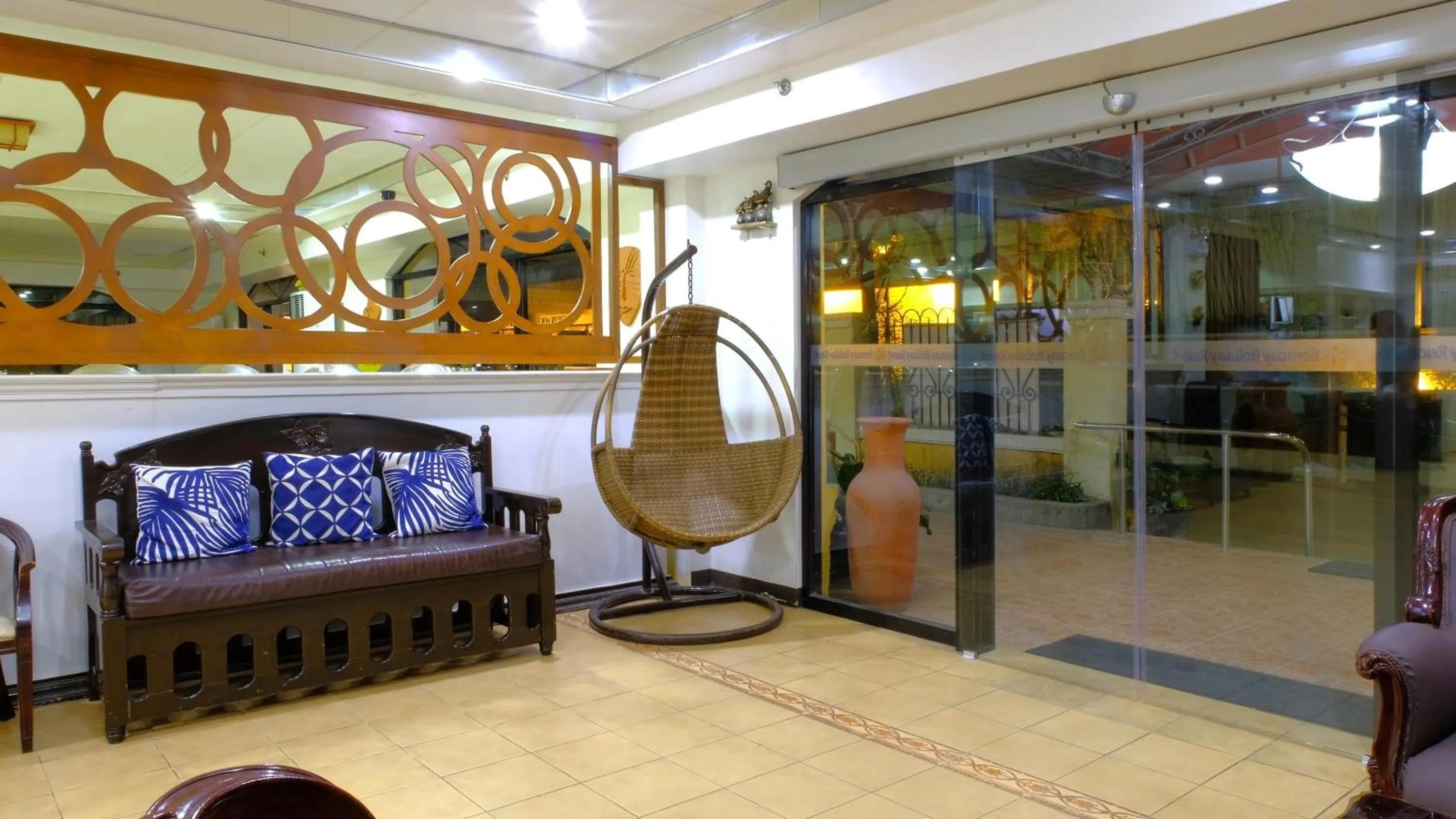 Lobby or reception in Boracay Holiday Resort