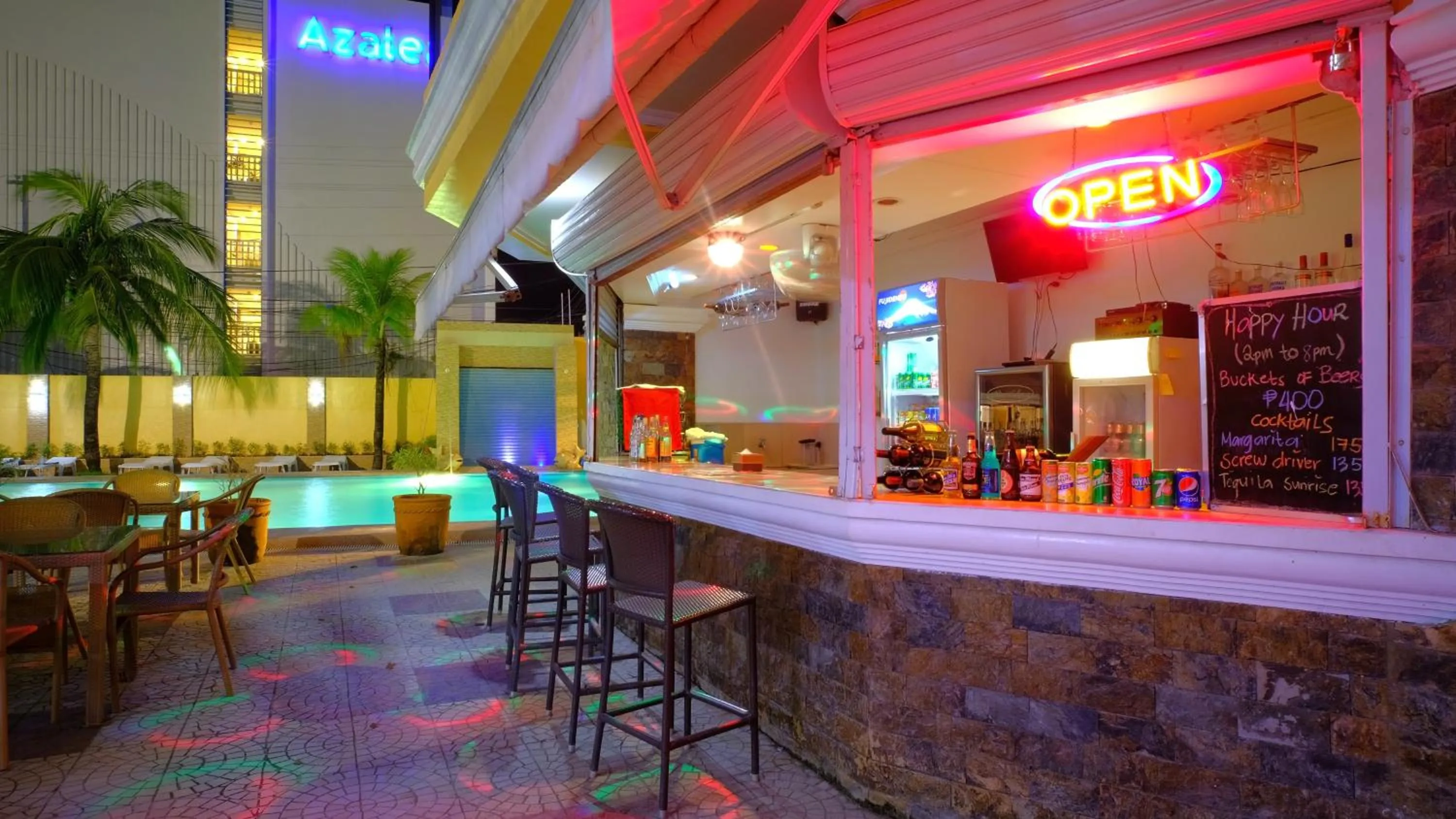 Lounge or bar in Boracay Holiday Resort