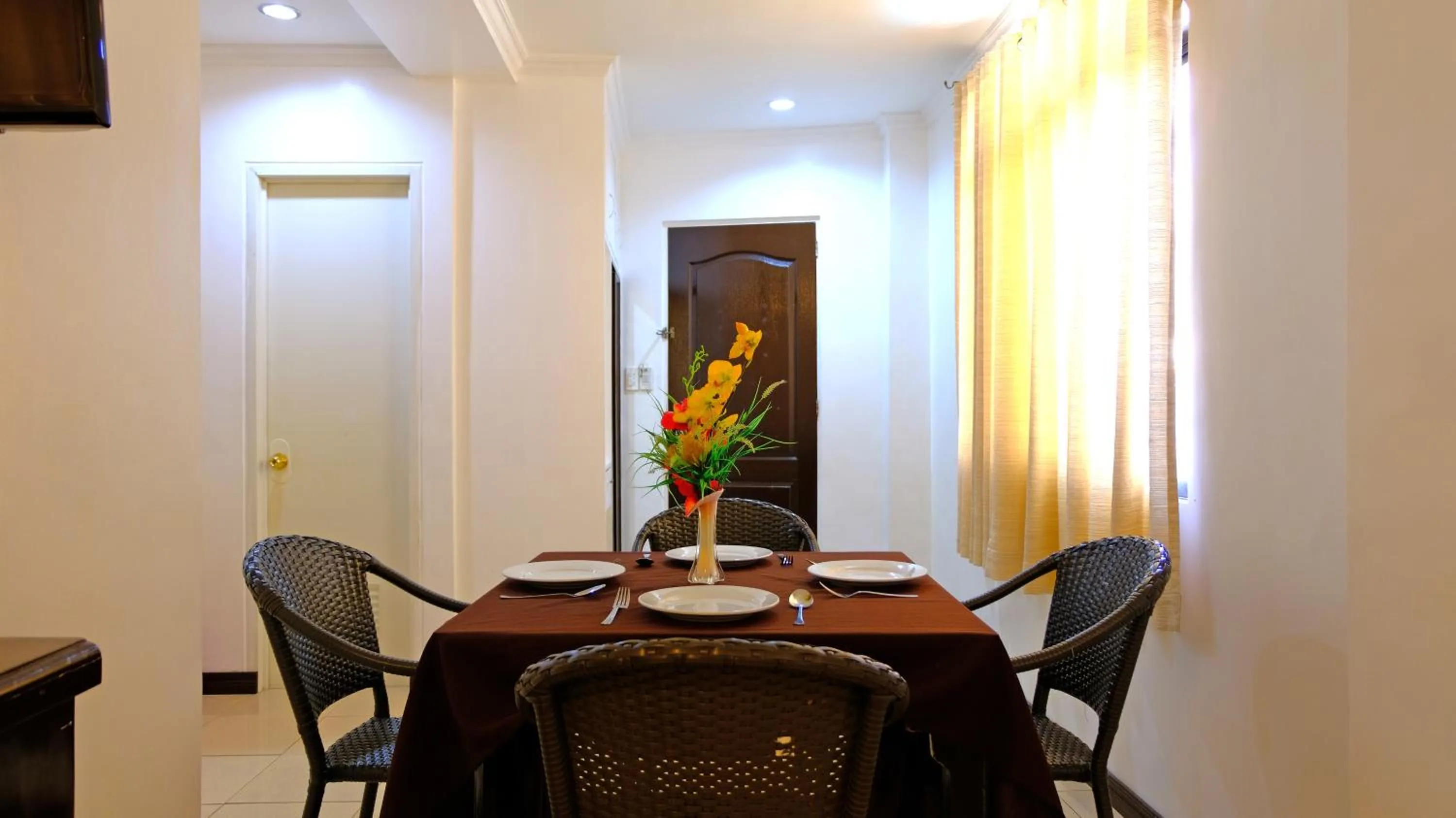 Dining area in Boracay Holiday Resort