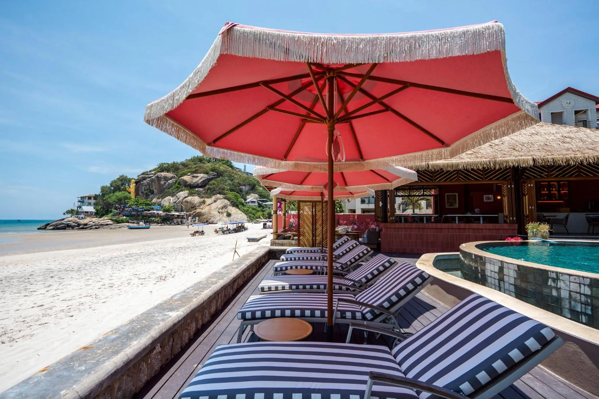 Beach in Davinia Hua Hin Resort