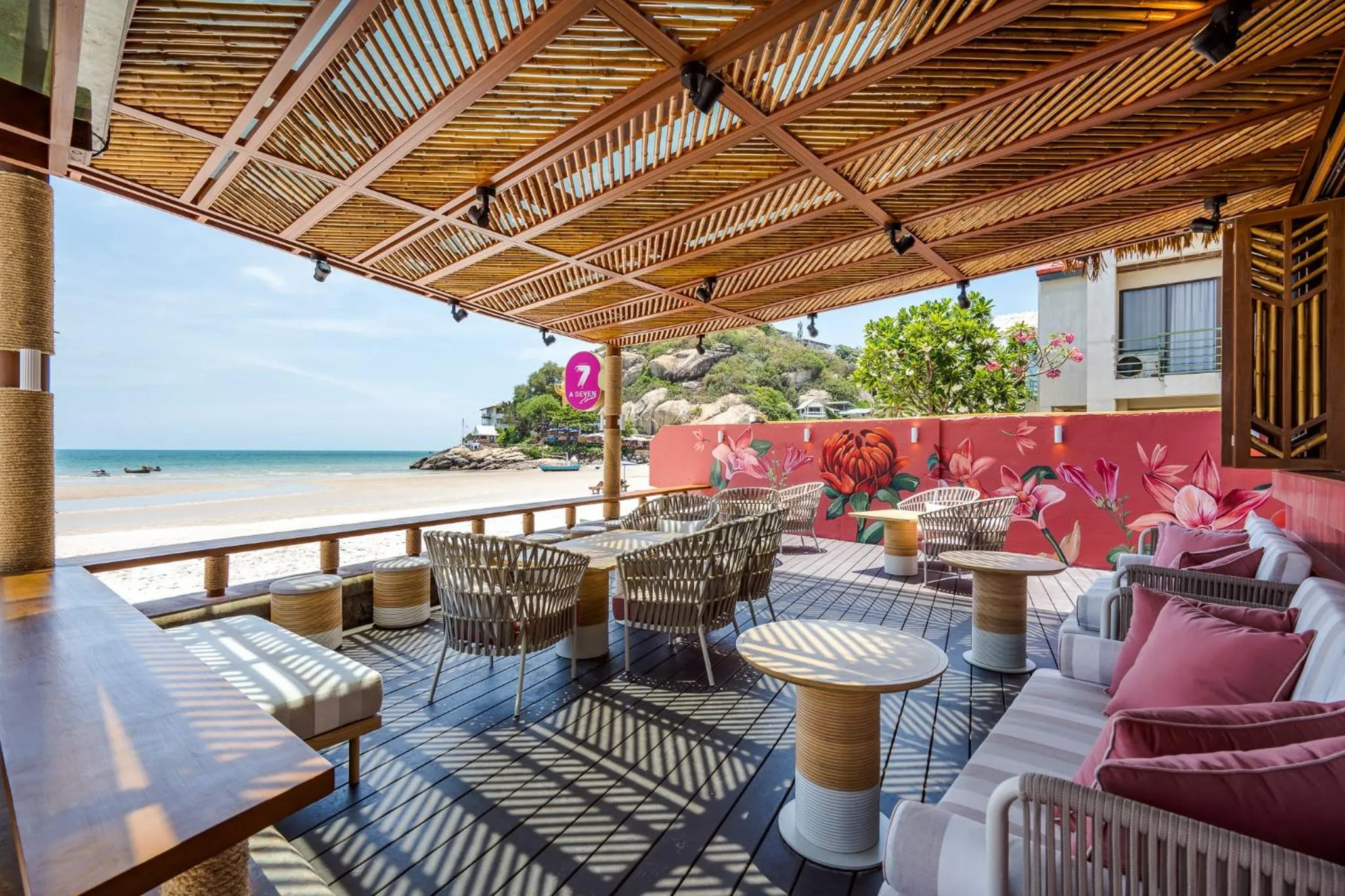 Restaurant/places to eat in Davinia Hua Hin Resort