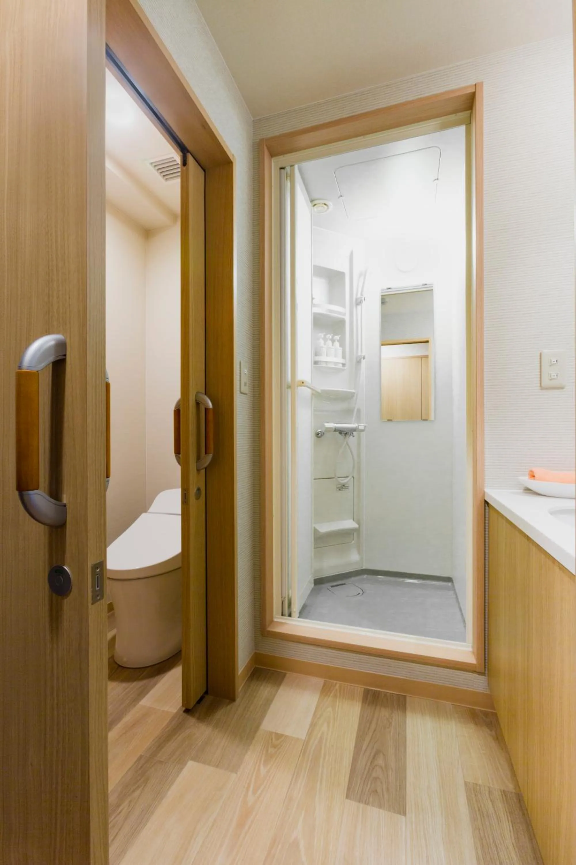 Shower in Yumoto Noboribetsu