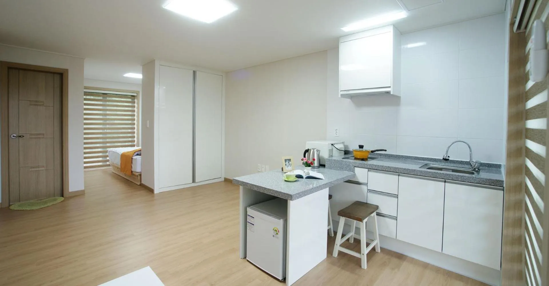 Gotjawal Geomunoreum Pension