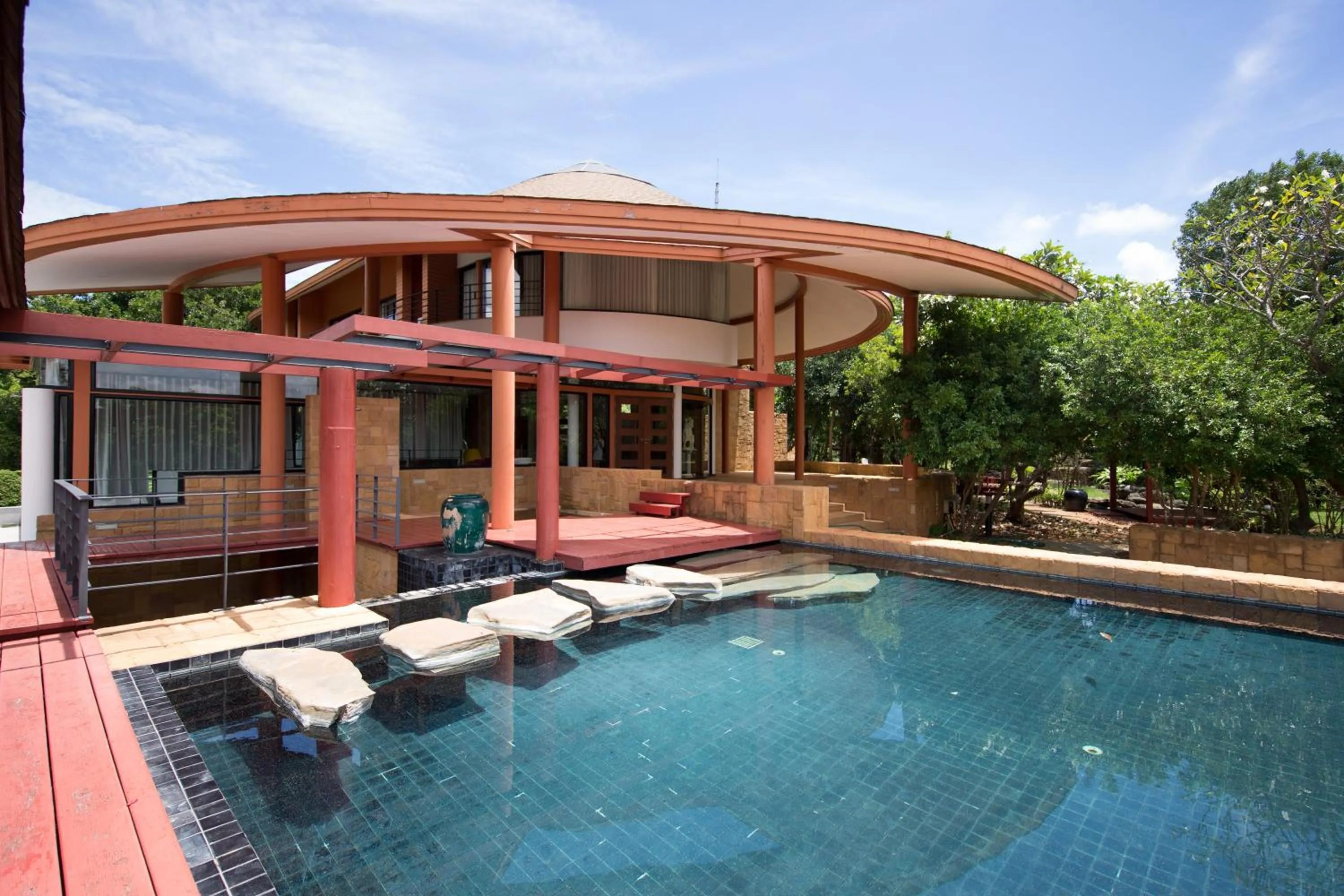 Swimming pool in Monlada Khaoyai