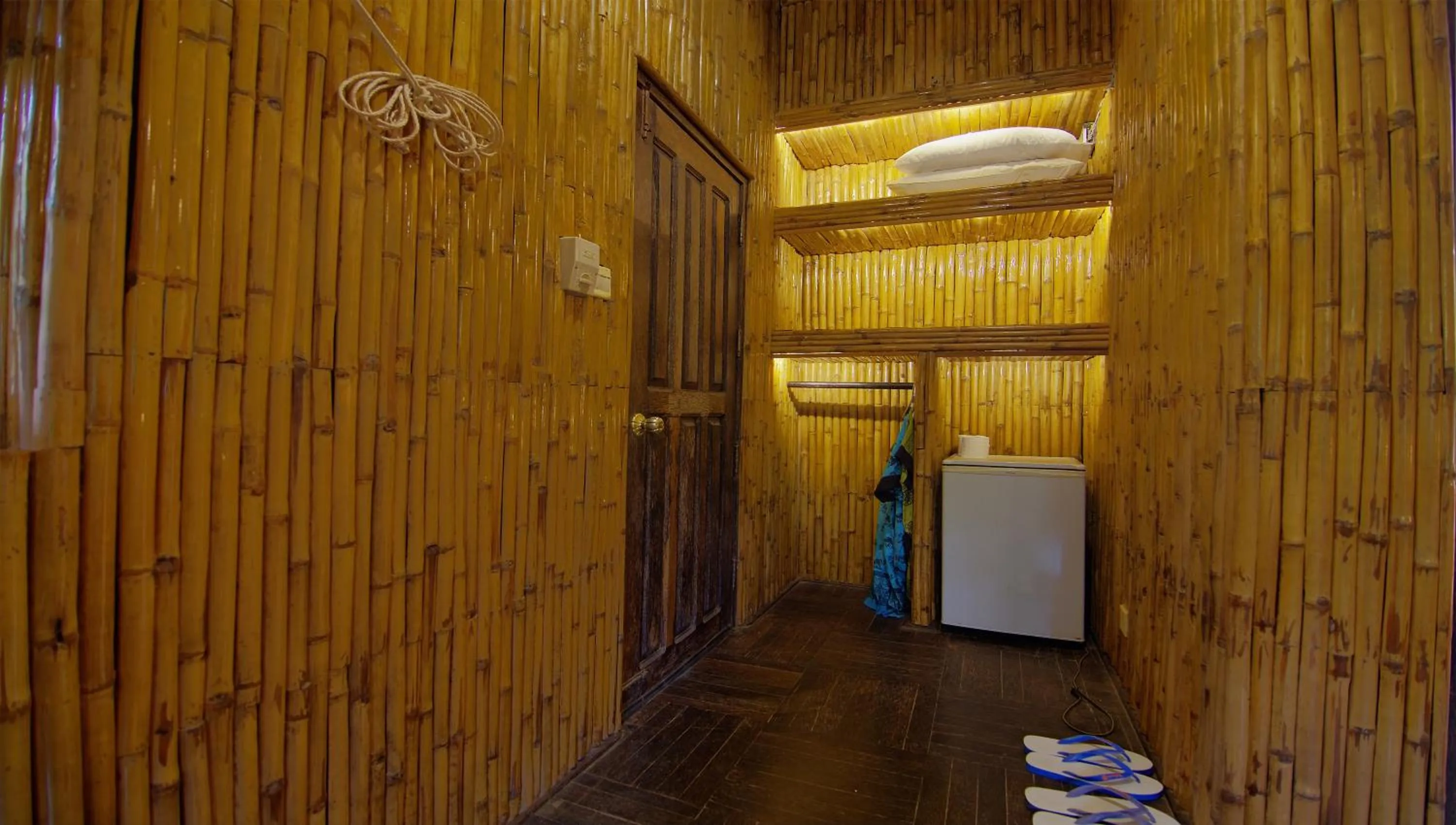 TV and multimedia in Palm Village Resort & Spa