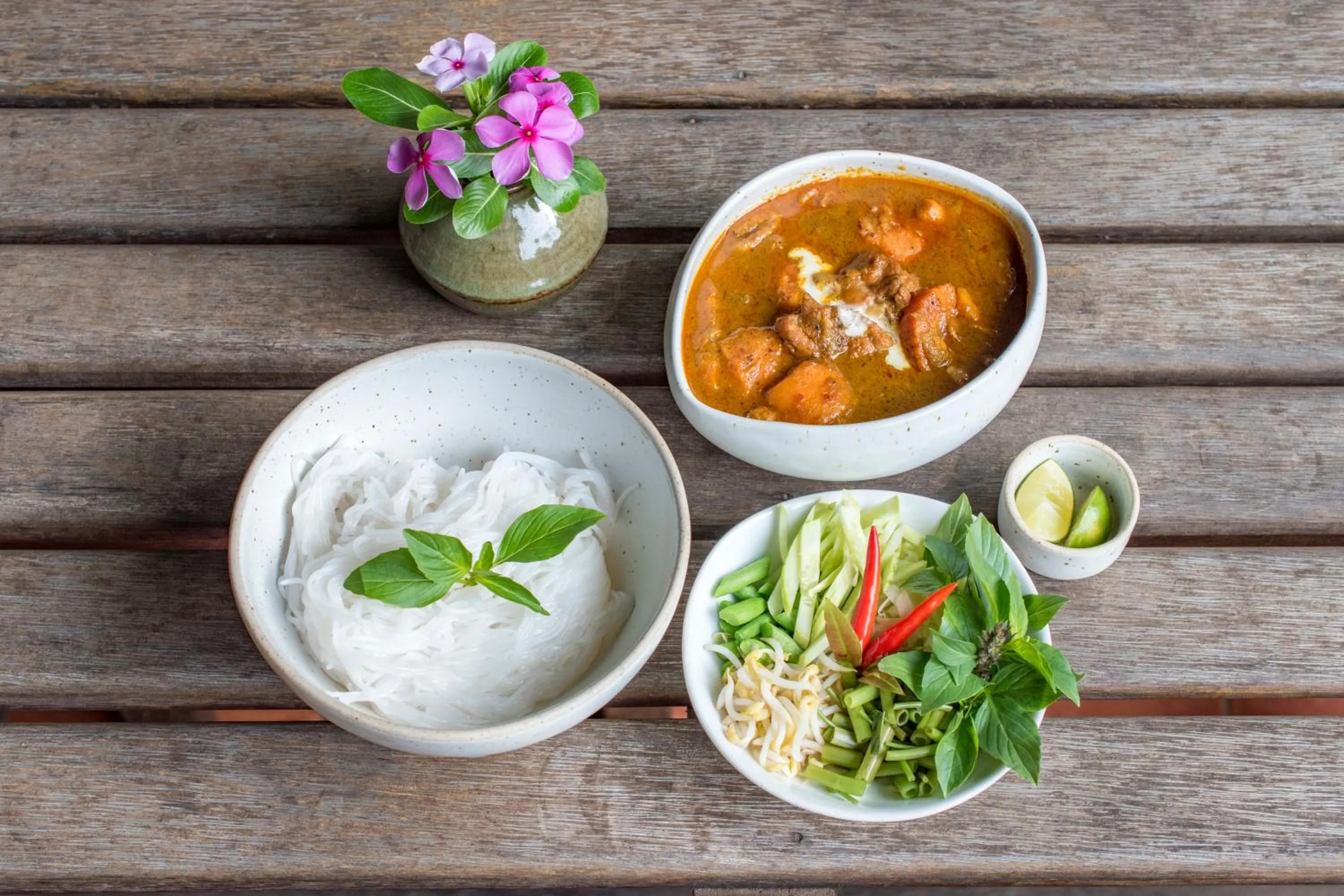 Restaurant/places to eat in Palm Village Resort & Spa