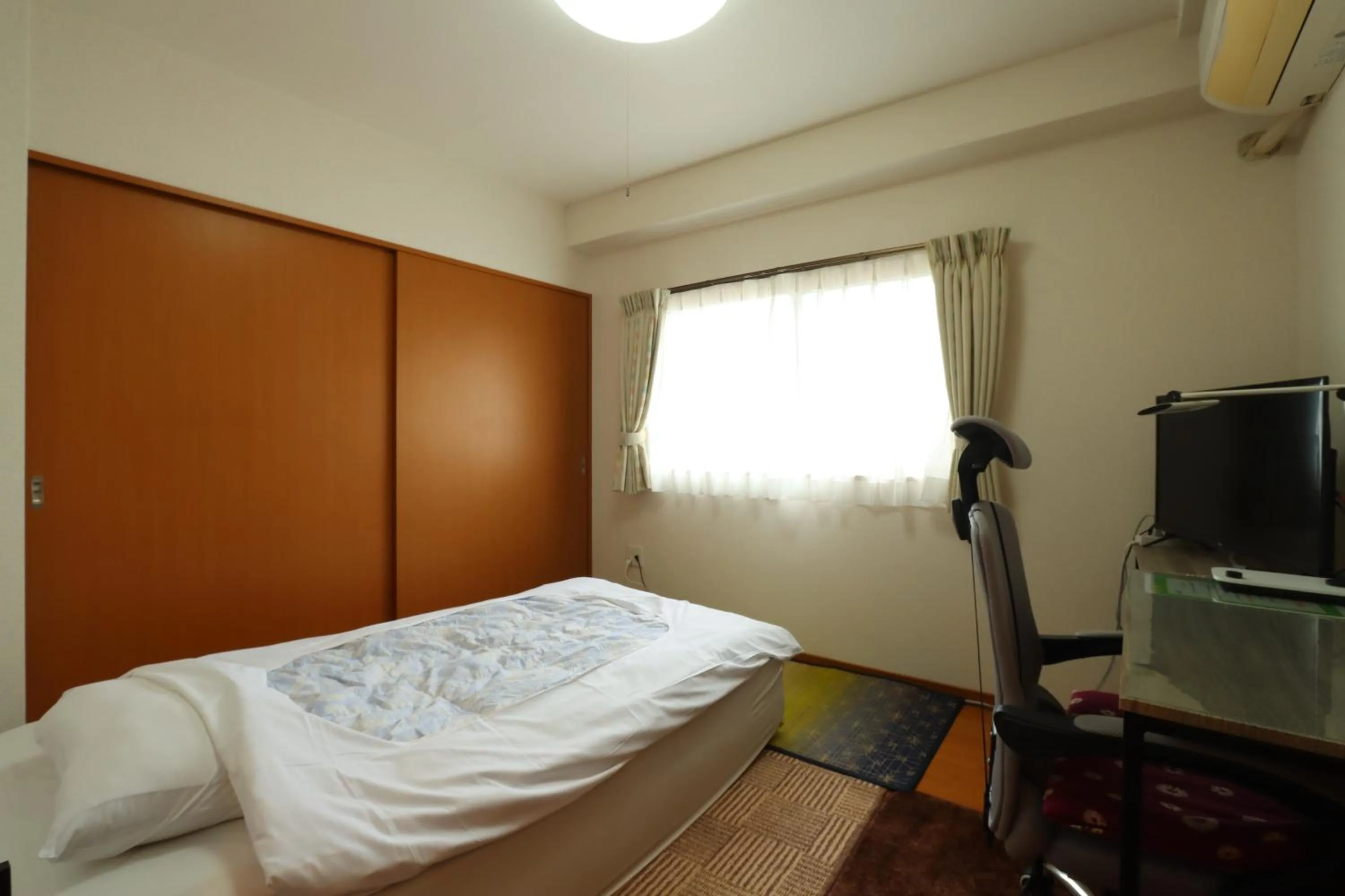 Bed in Ikkyu for Backpackers 19