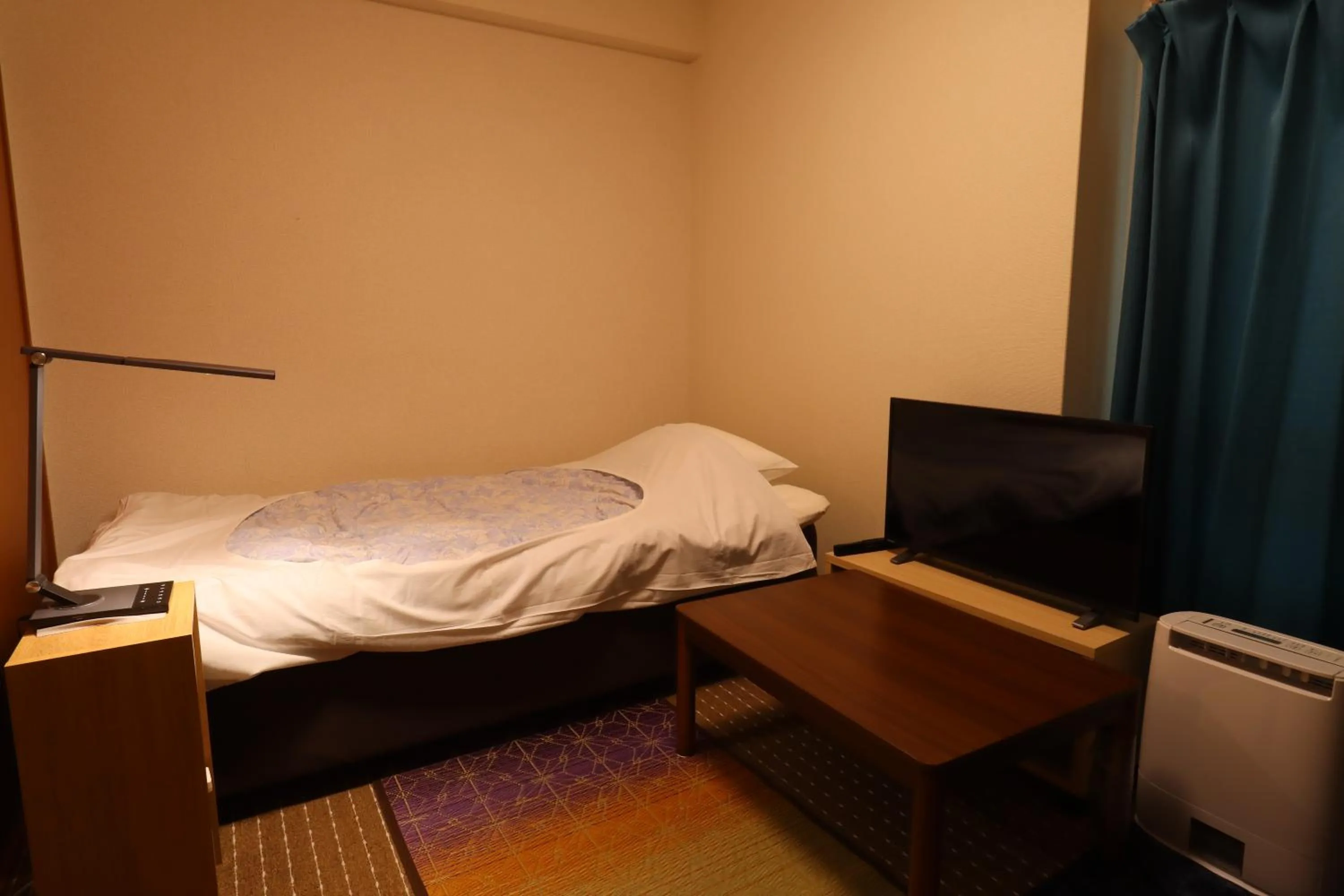 Bed in Ikkyu for Backpackers 19