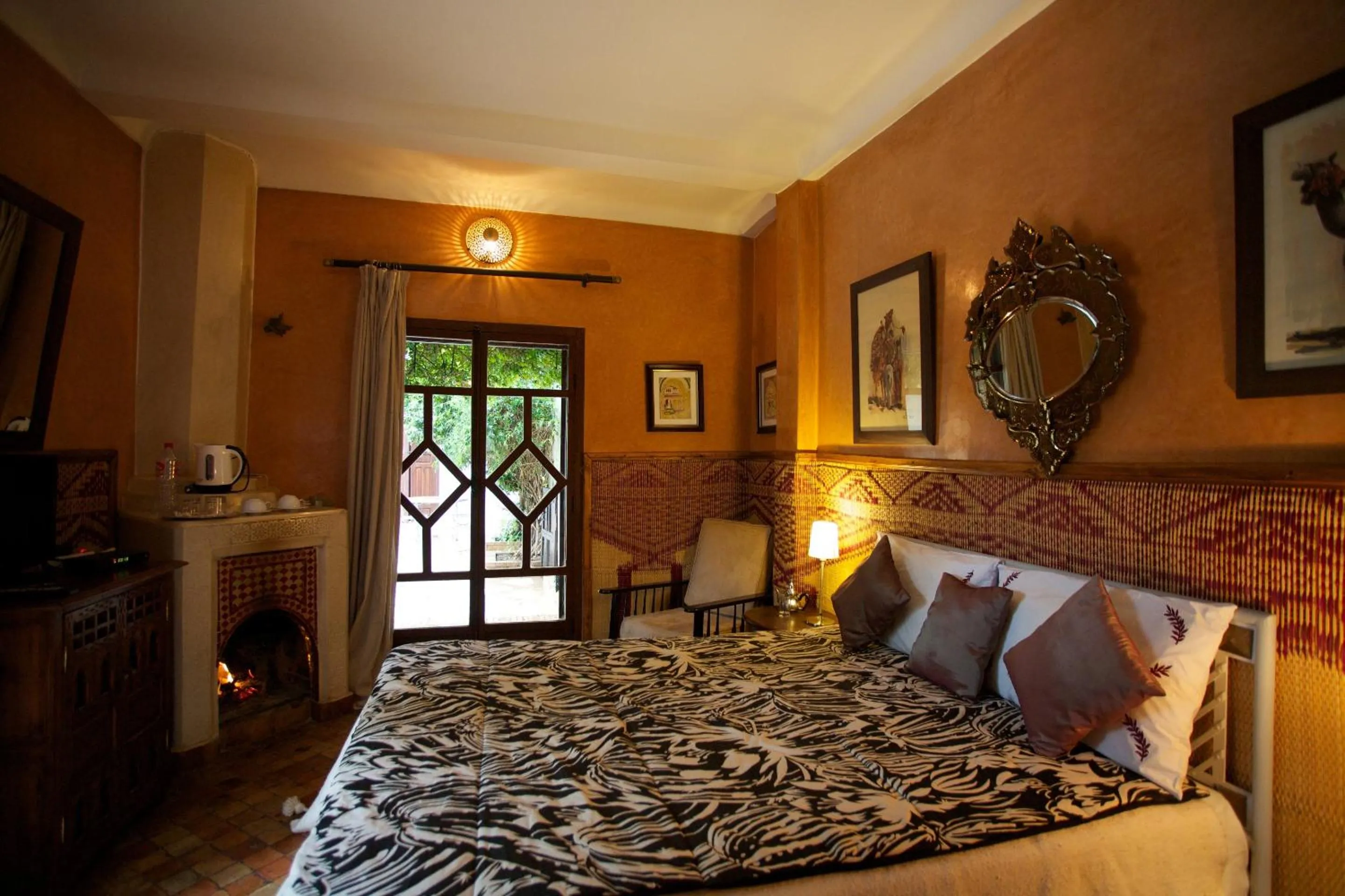 Photo of the whole room, Bed in Palais El Arsat & Spa