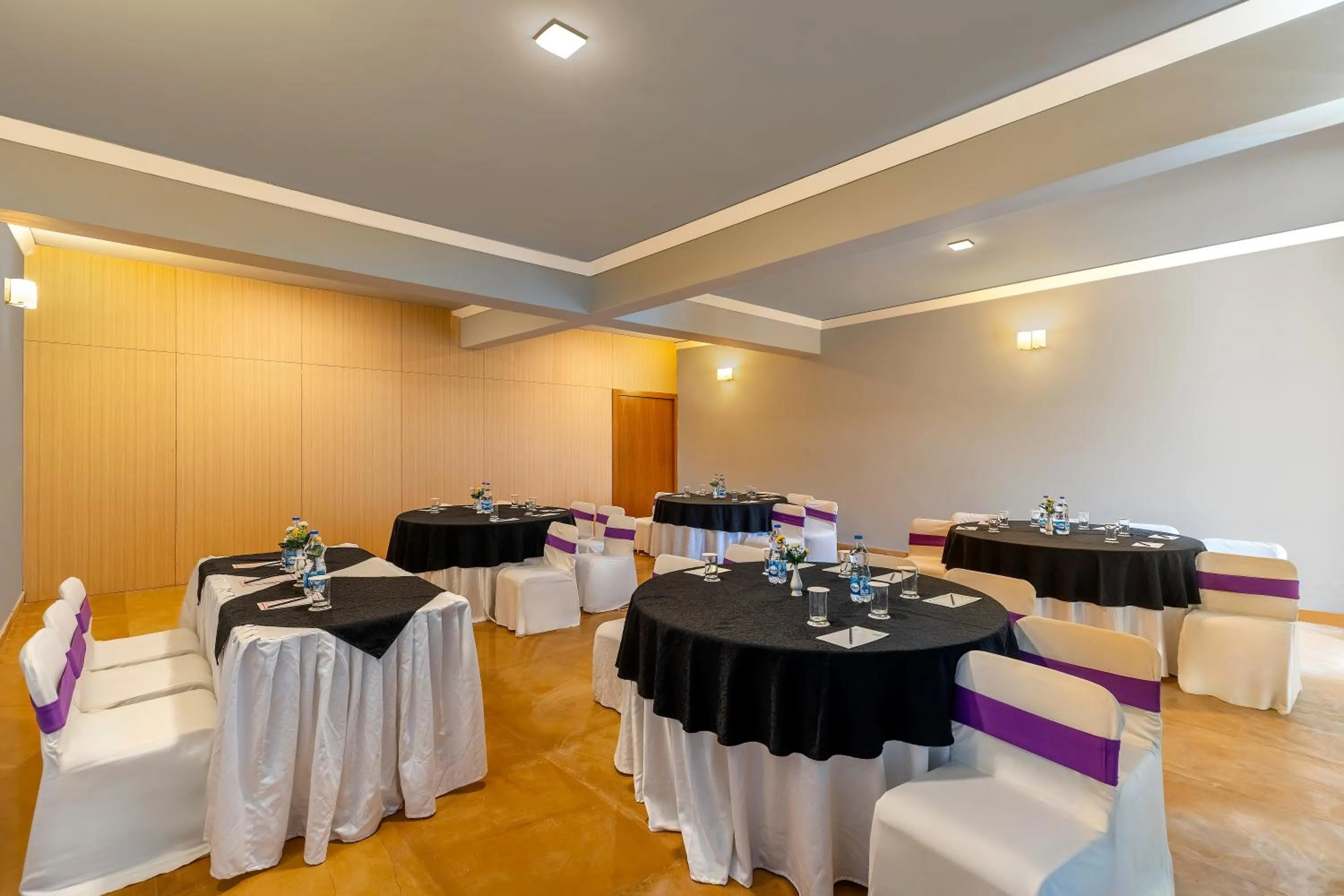 Banquet/Function facilities in Via Lakhela Resort & Spa