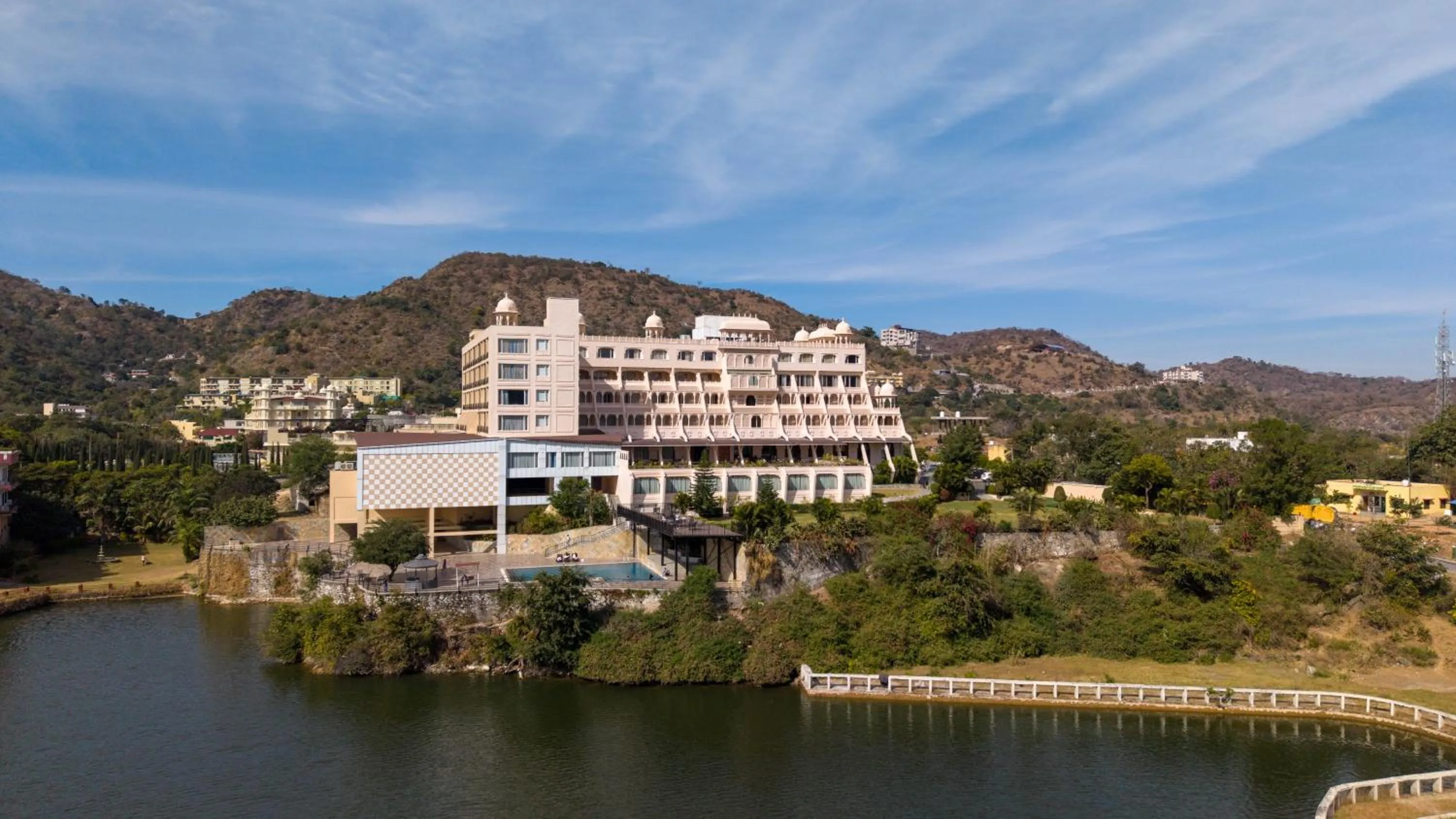 Property building in Via Lakhela Lakeview Resort & Spa