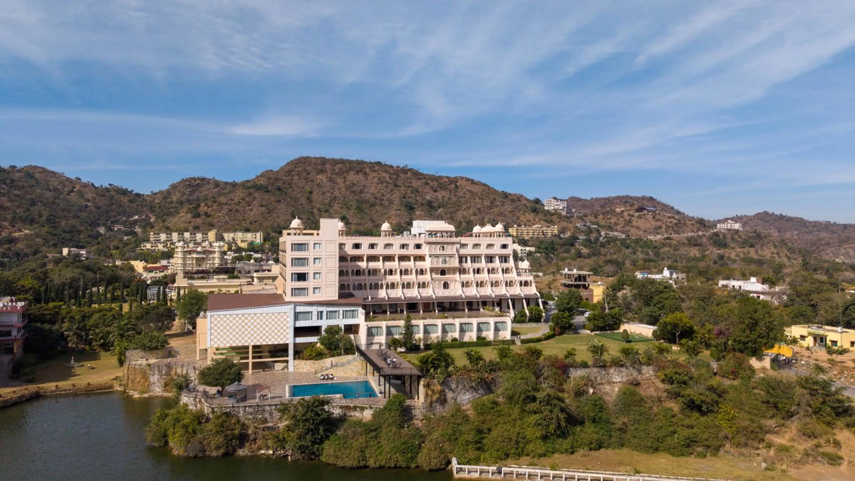 Property building in Via Lakhela Lakeview Resort & Spa