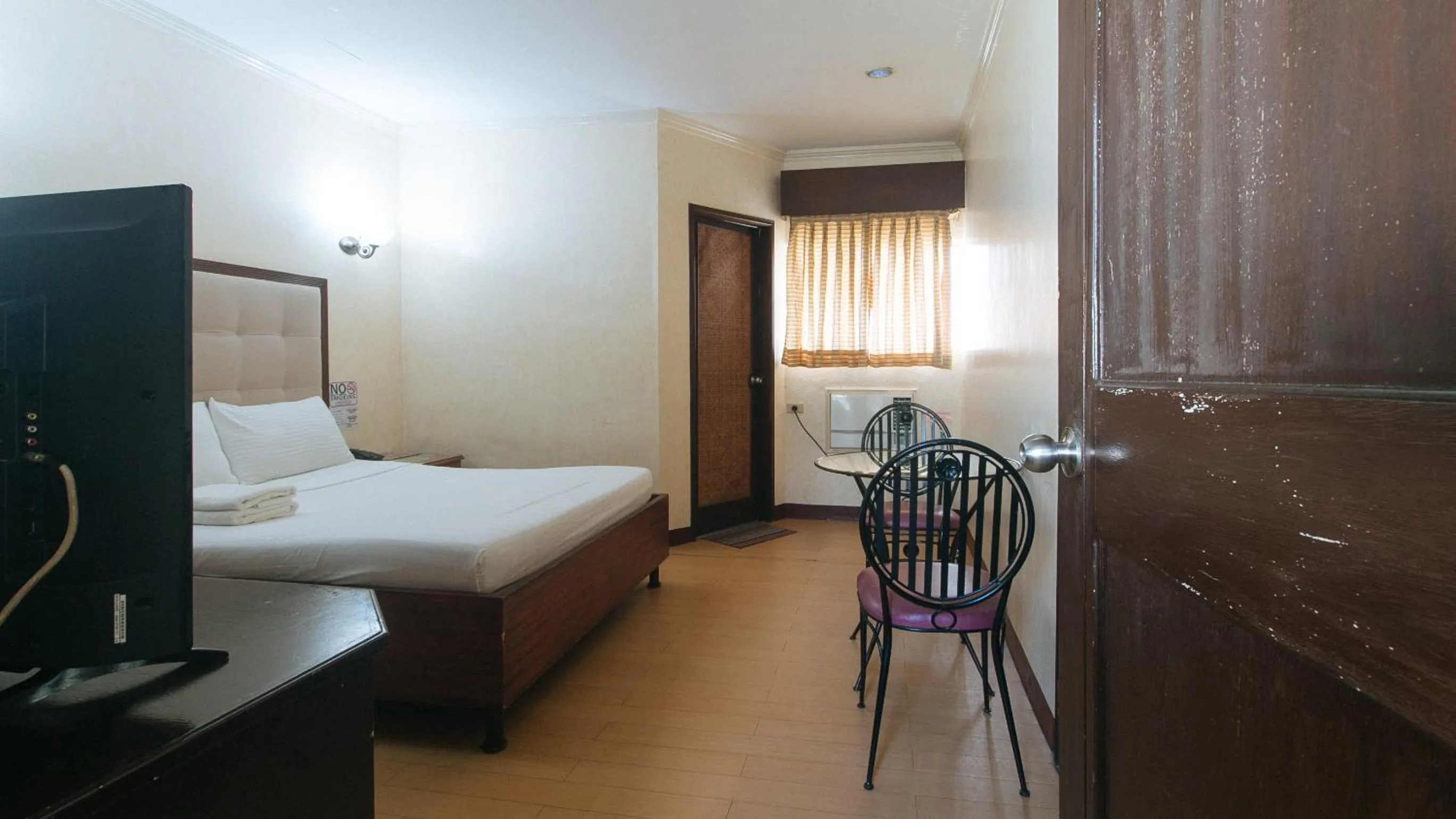 Bed in Bliss Hotel Dau