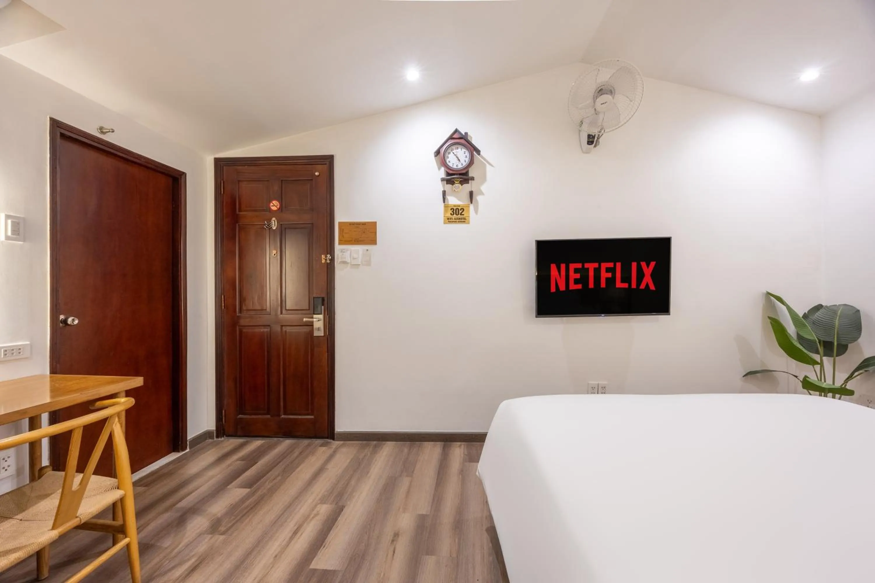 A25 Hotel - 14 Hồ Huấn Nghiệp