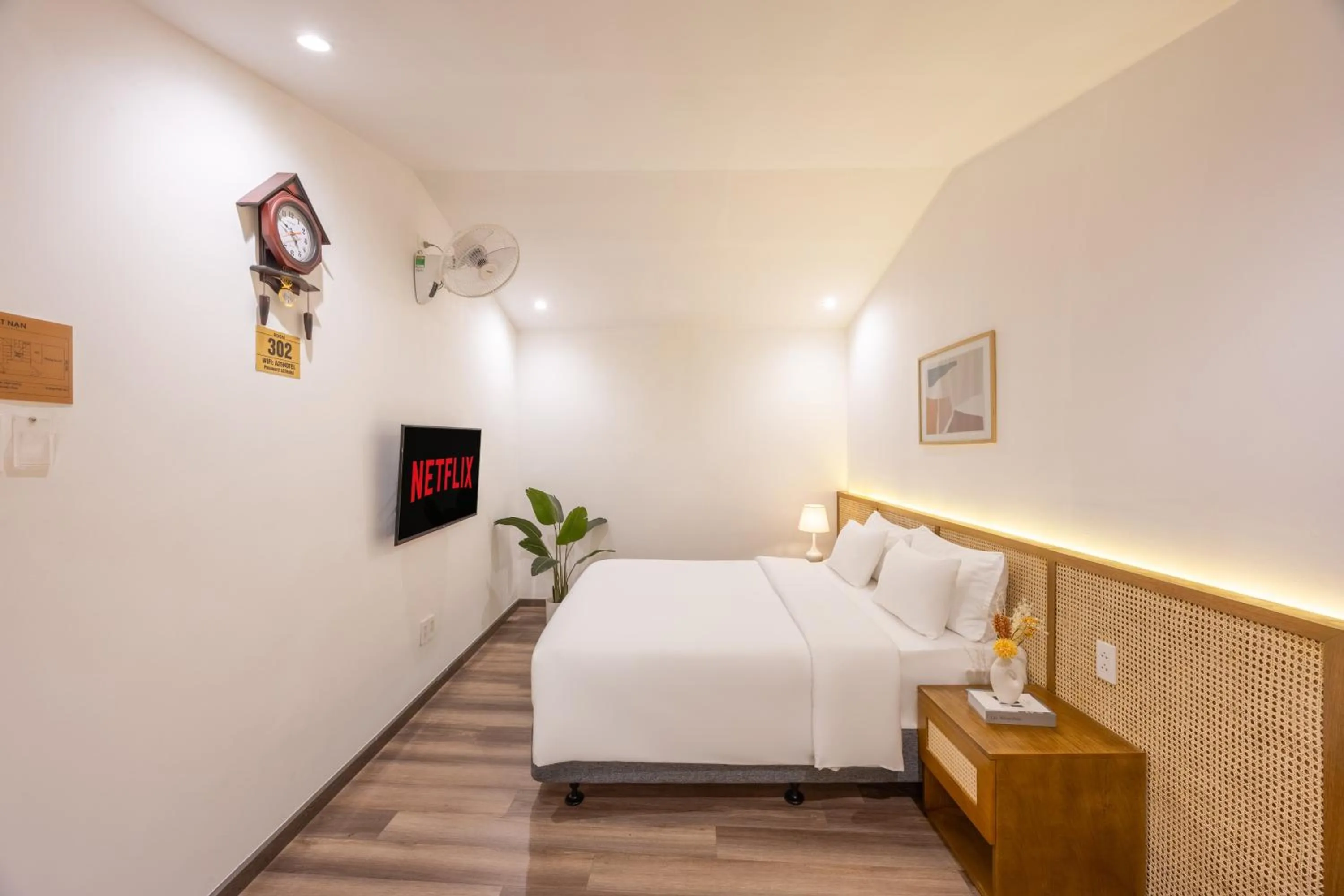 Bed in A25 Hotel - 14 Hồ Huấn Nghiệp