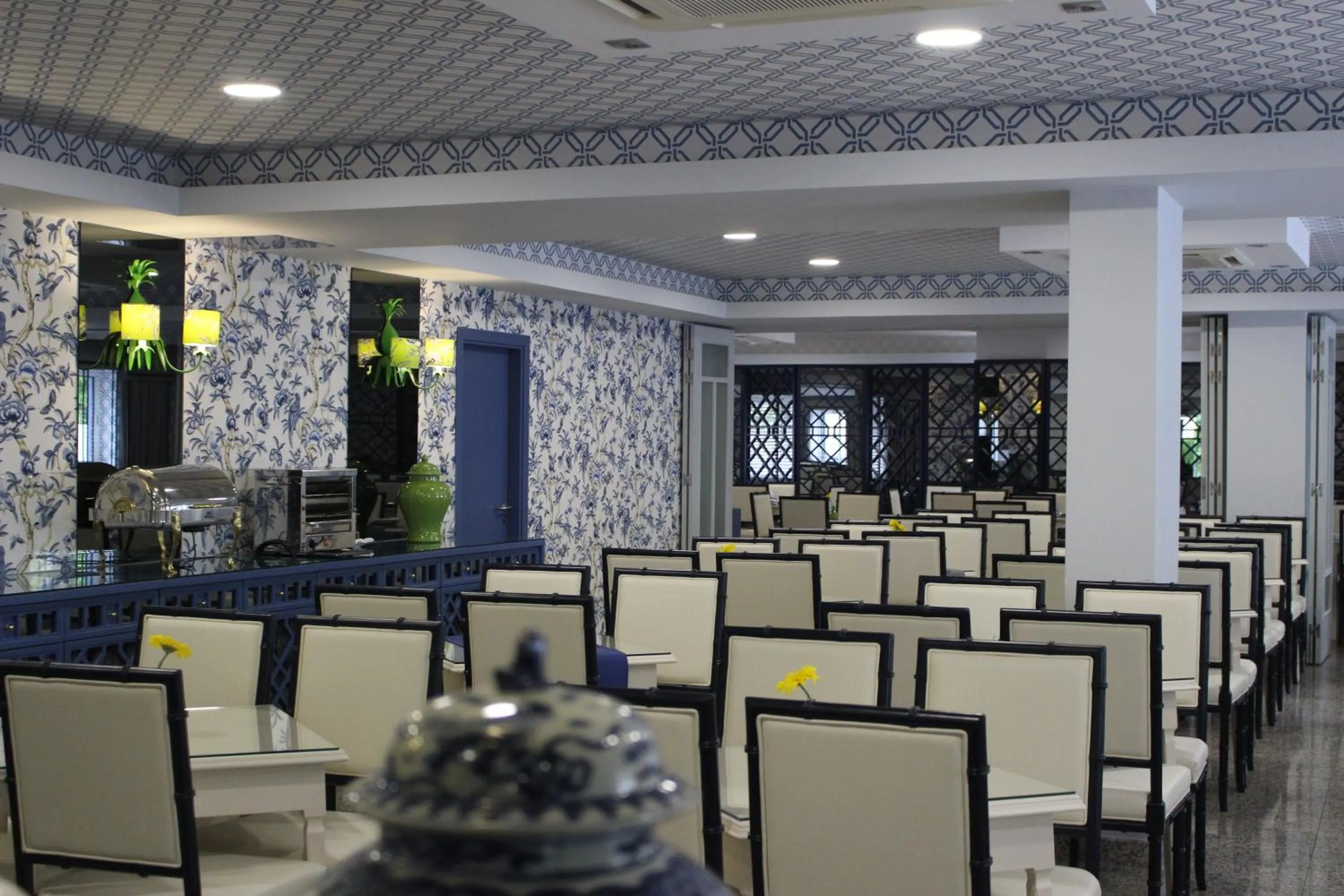 Restaurant/places to eat in Coração de Fatima Boutique Hotel