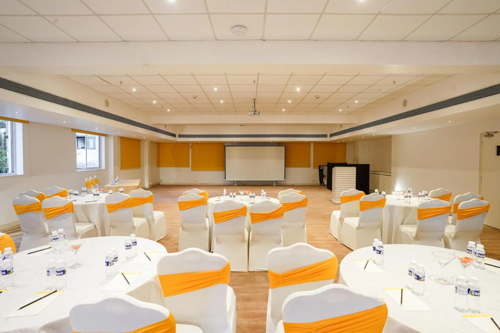 Meeting/conference room in BloomSuites l Calangute