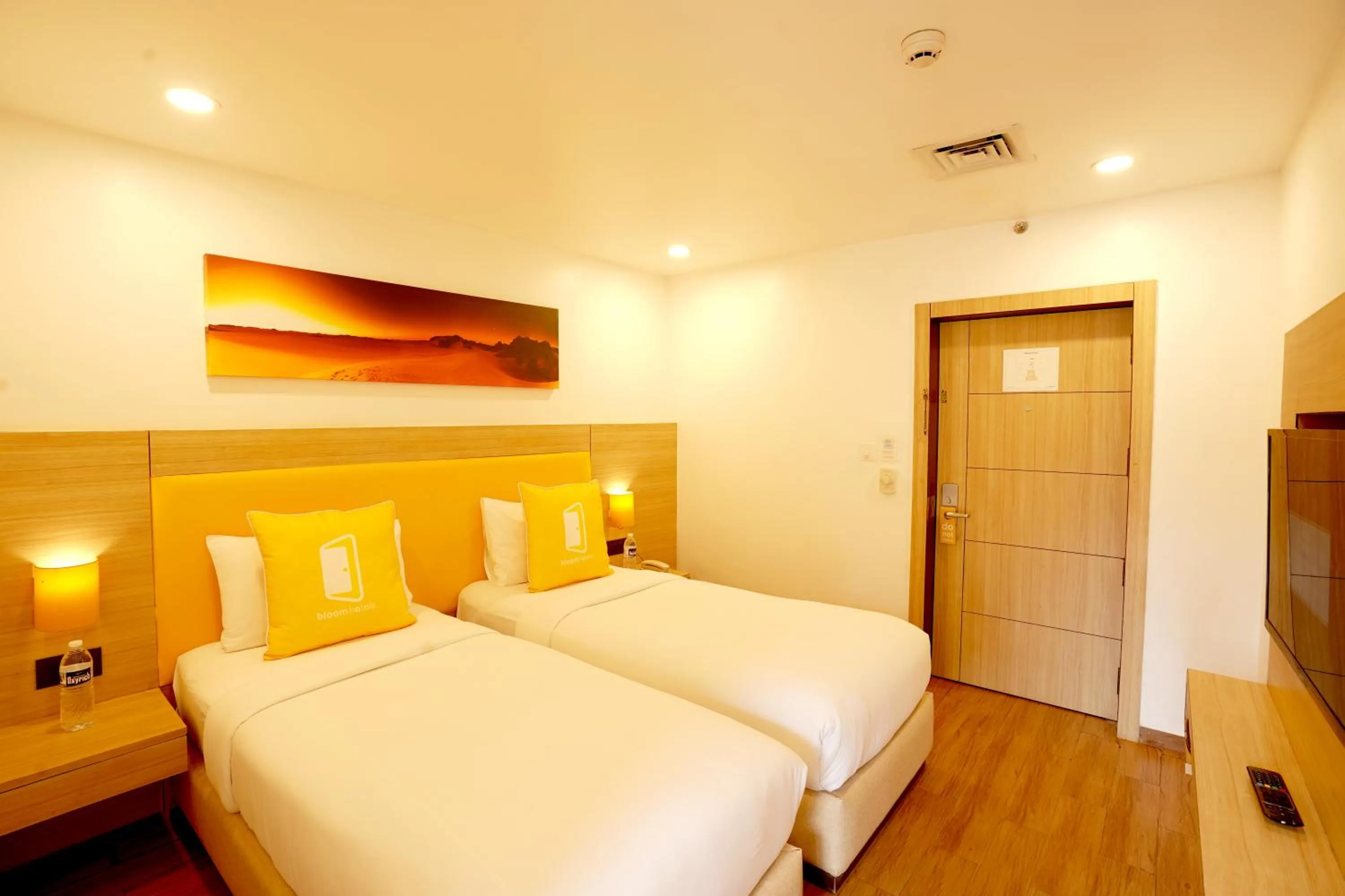 Bed in BloomSuites l Calangute